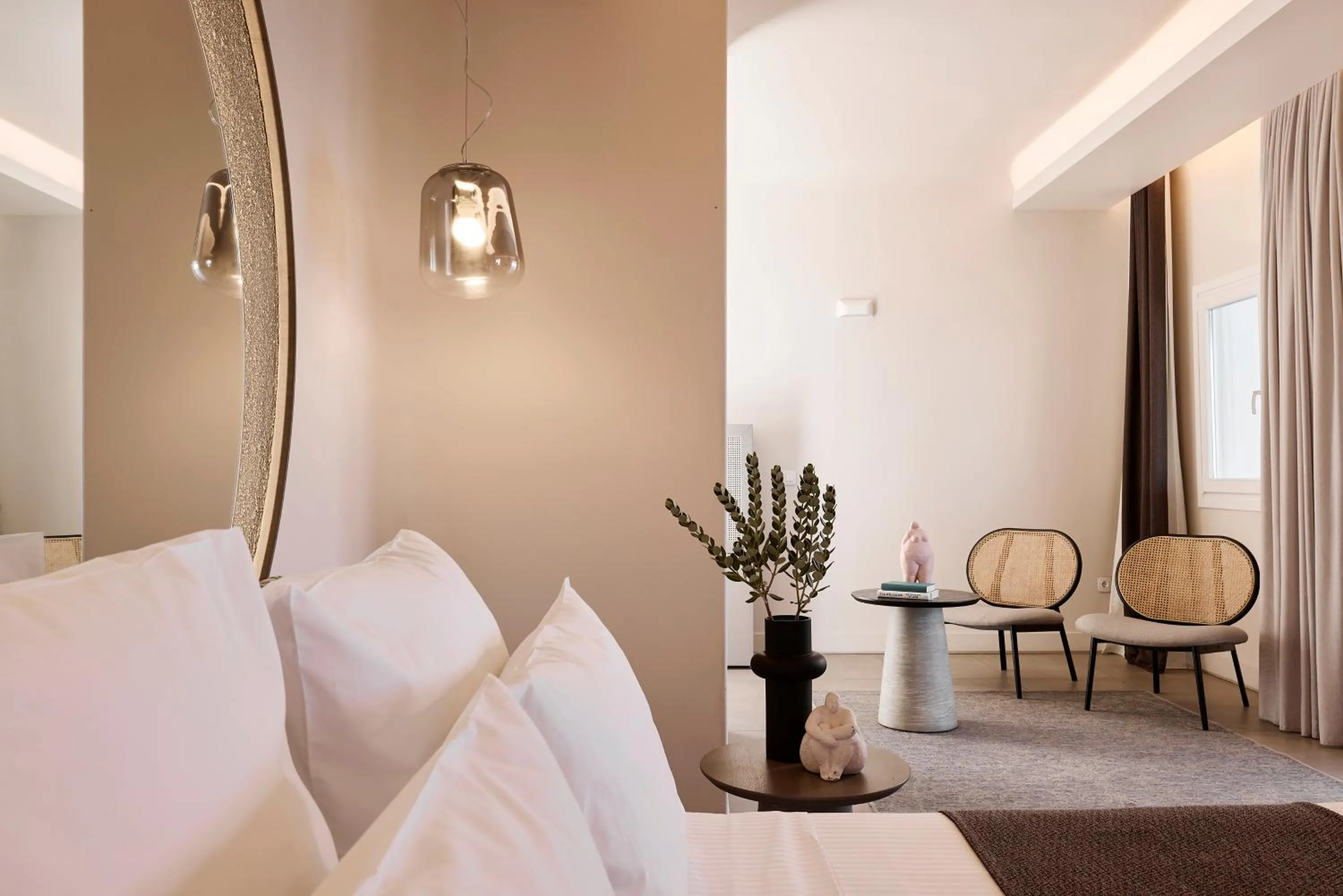 Bed in Amazon Mykonos Suites & Spa