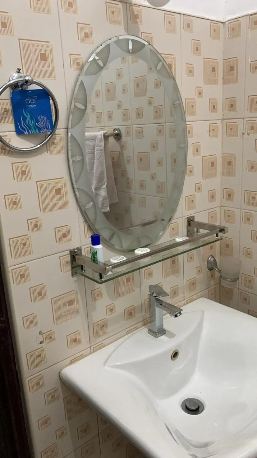 Bathroom in Serendip Villa Holiday Home Talalla Sri Lanka