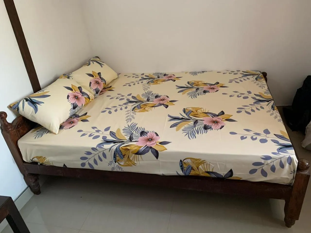 Bed in Serendip Villa Holiday Home Talalla Sri Lanka