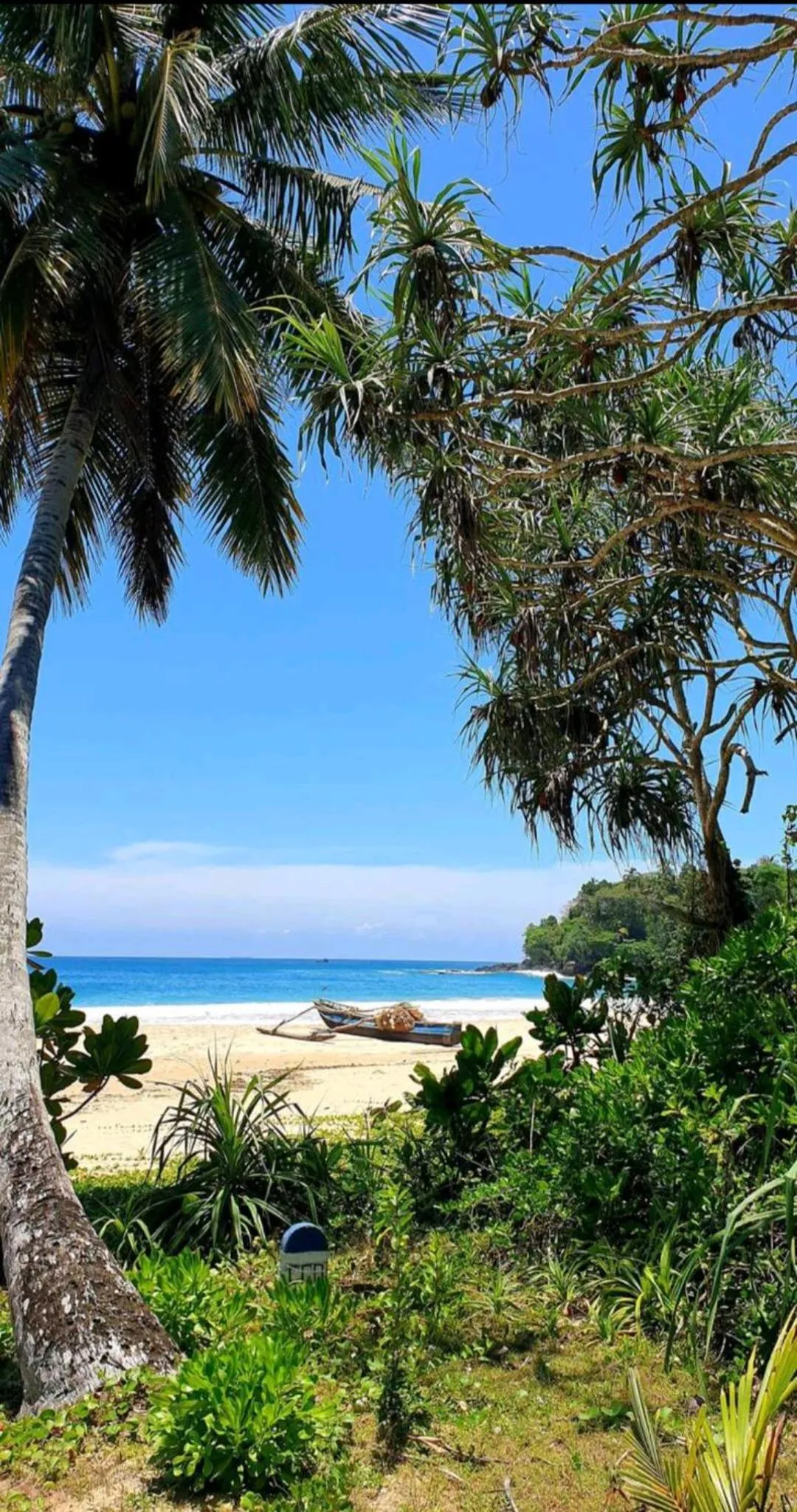 Beach in Serendip Villa Holiday Home Talalla Sri Lanka