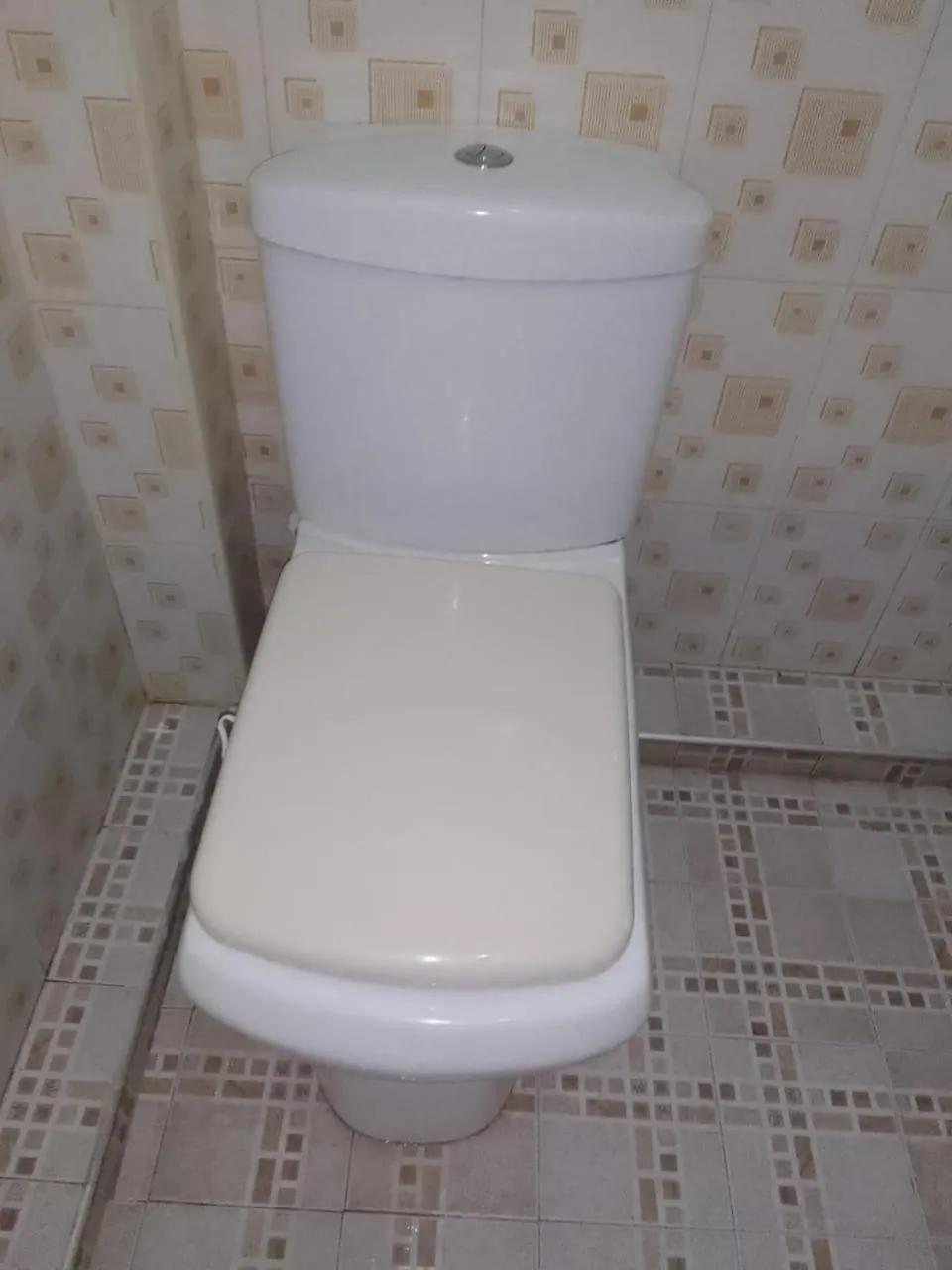 Toilet in Serendip Villa Holiday Home Talalla Sri Lanka