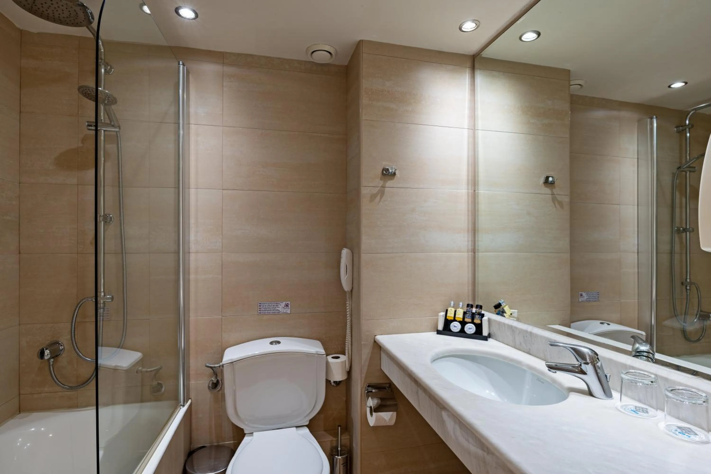 Bathroom in Minos Hotel