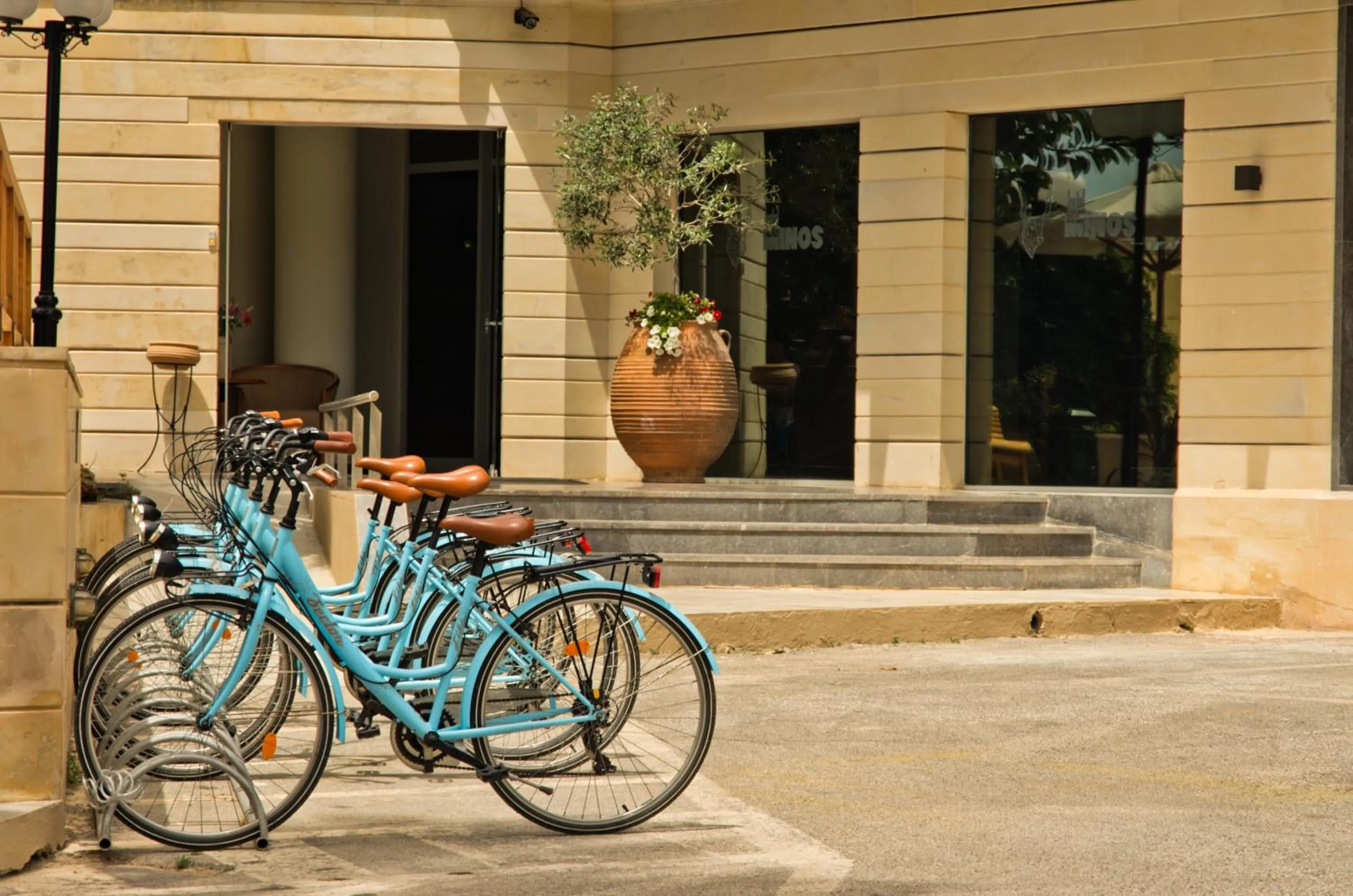 Facade/entrance in Minos Hotel