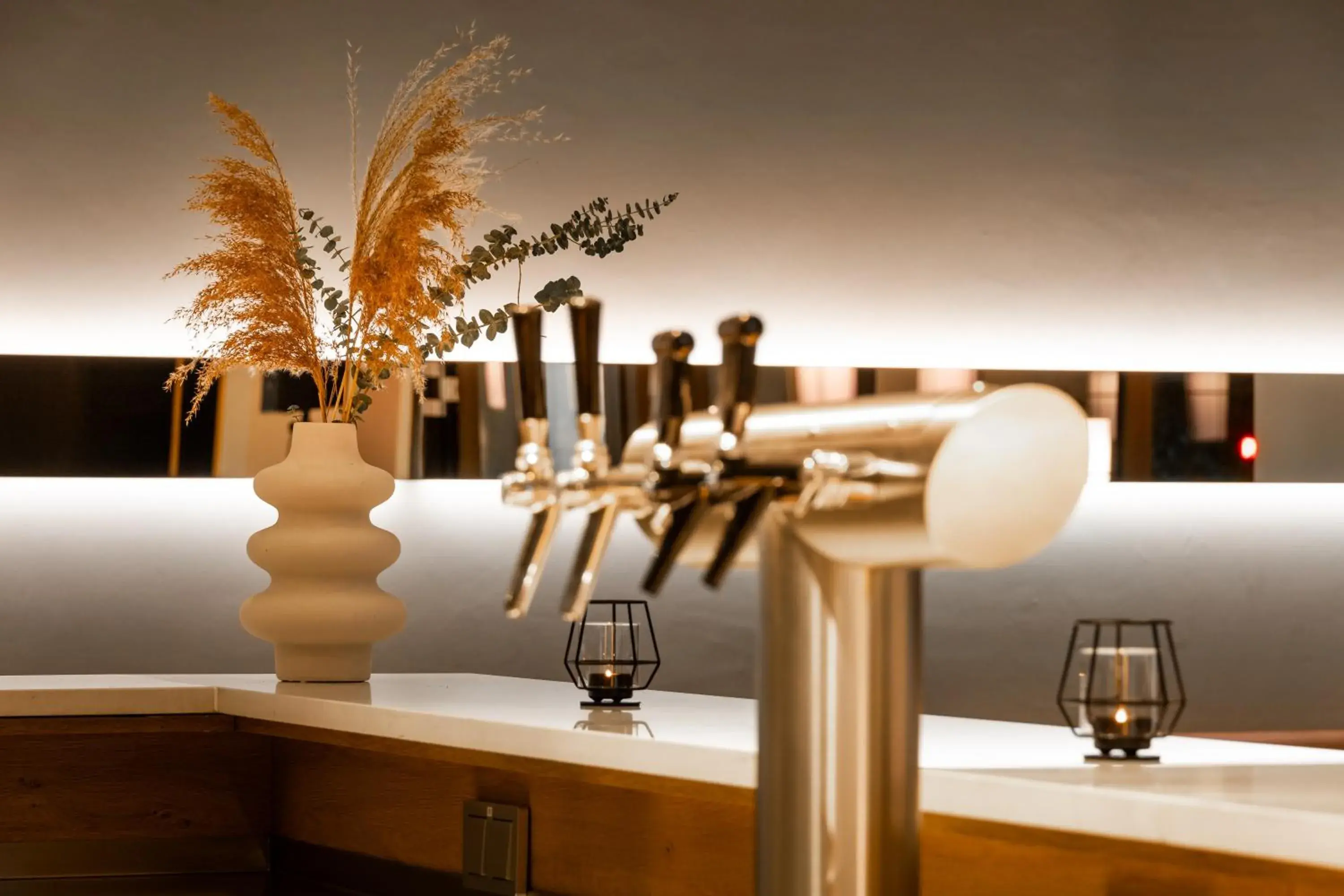 Lounge or bar in GINN Apartment-Hotel Stuttgart-Esslingen Lounge or bar in GINN Apartment-Hotel Stuttgart-Esslingen