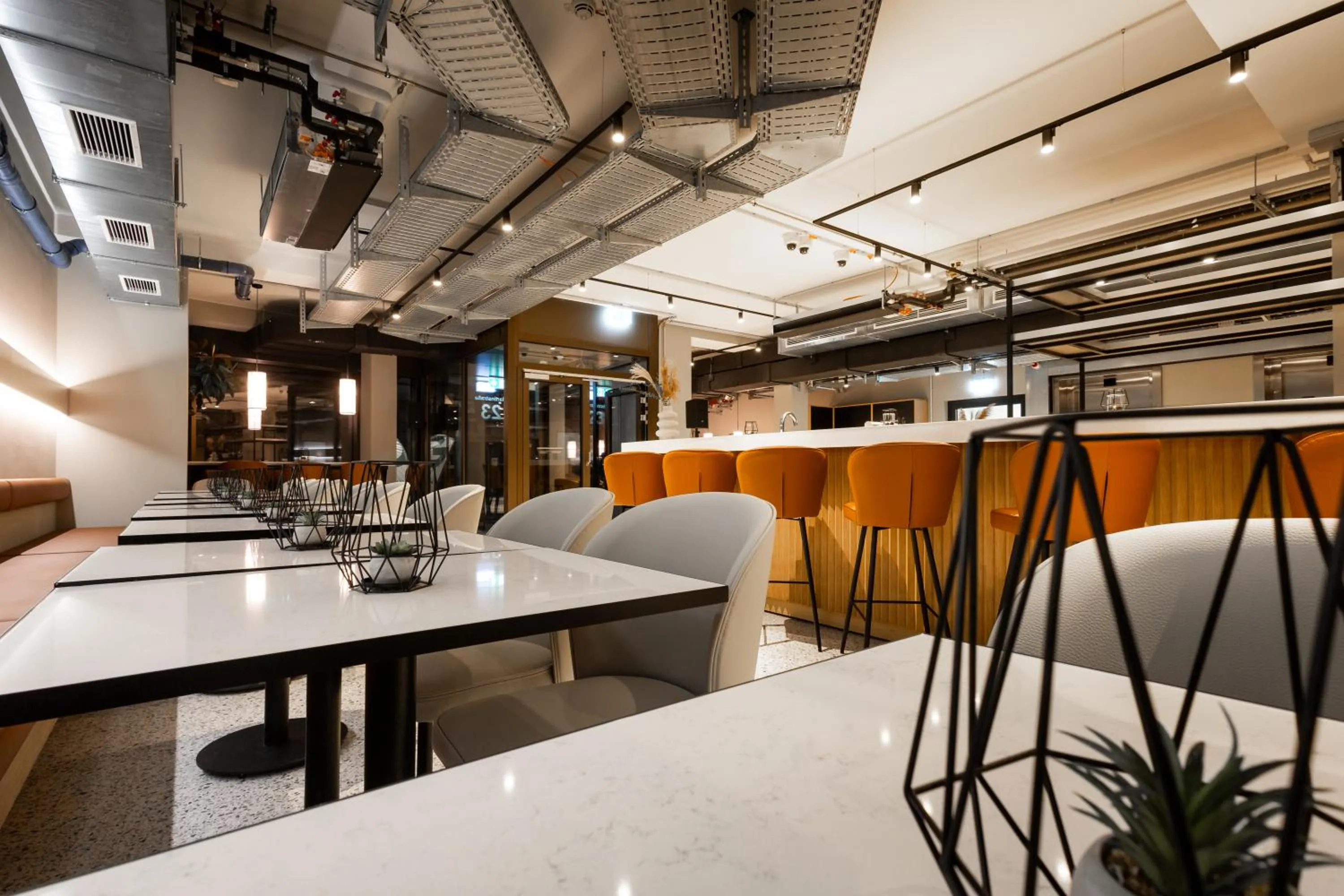 Lounge or bar in GINN Apartment-Hotel Stuttgart-Esslingen