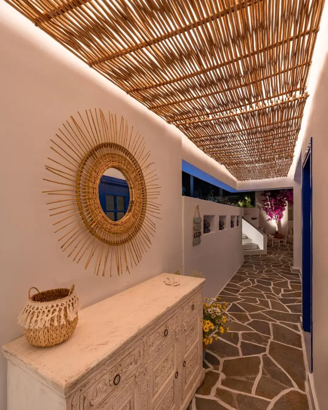 Lounge or bar in Airotel Alexandros Lounge or bar in Airotel Alexandros