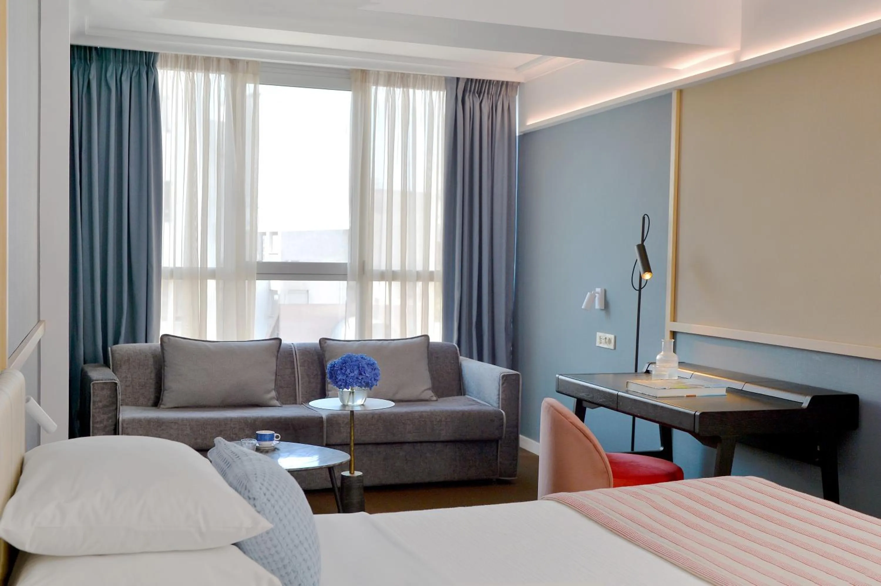 Bedroom, Bed in Airotel Alexandros