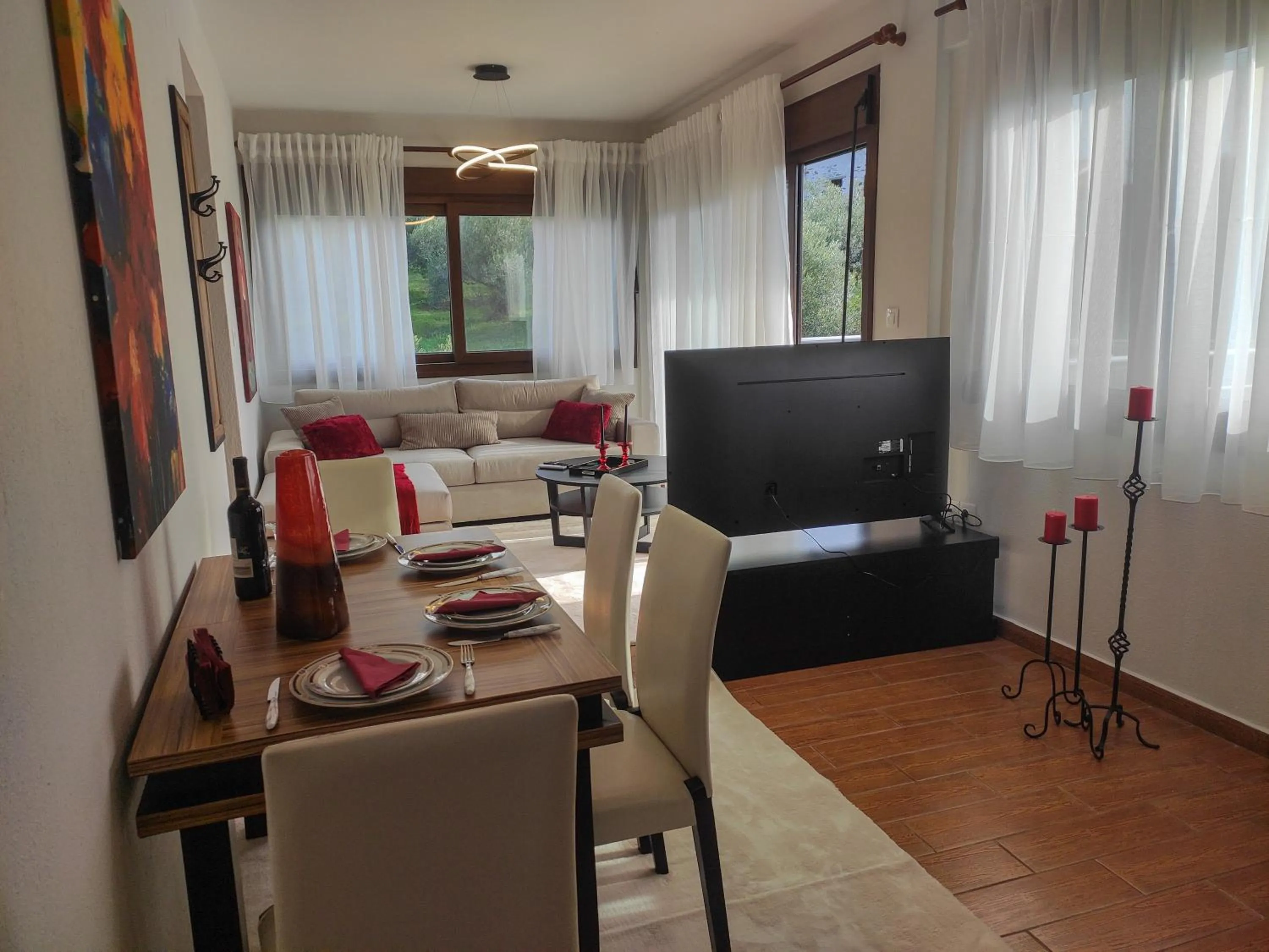 TV and multimedia in Kashmir Luxury Apartments