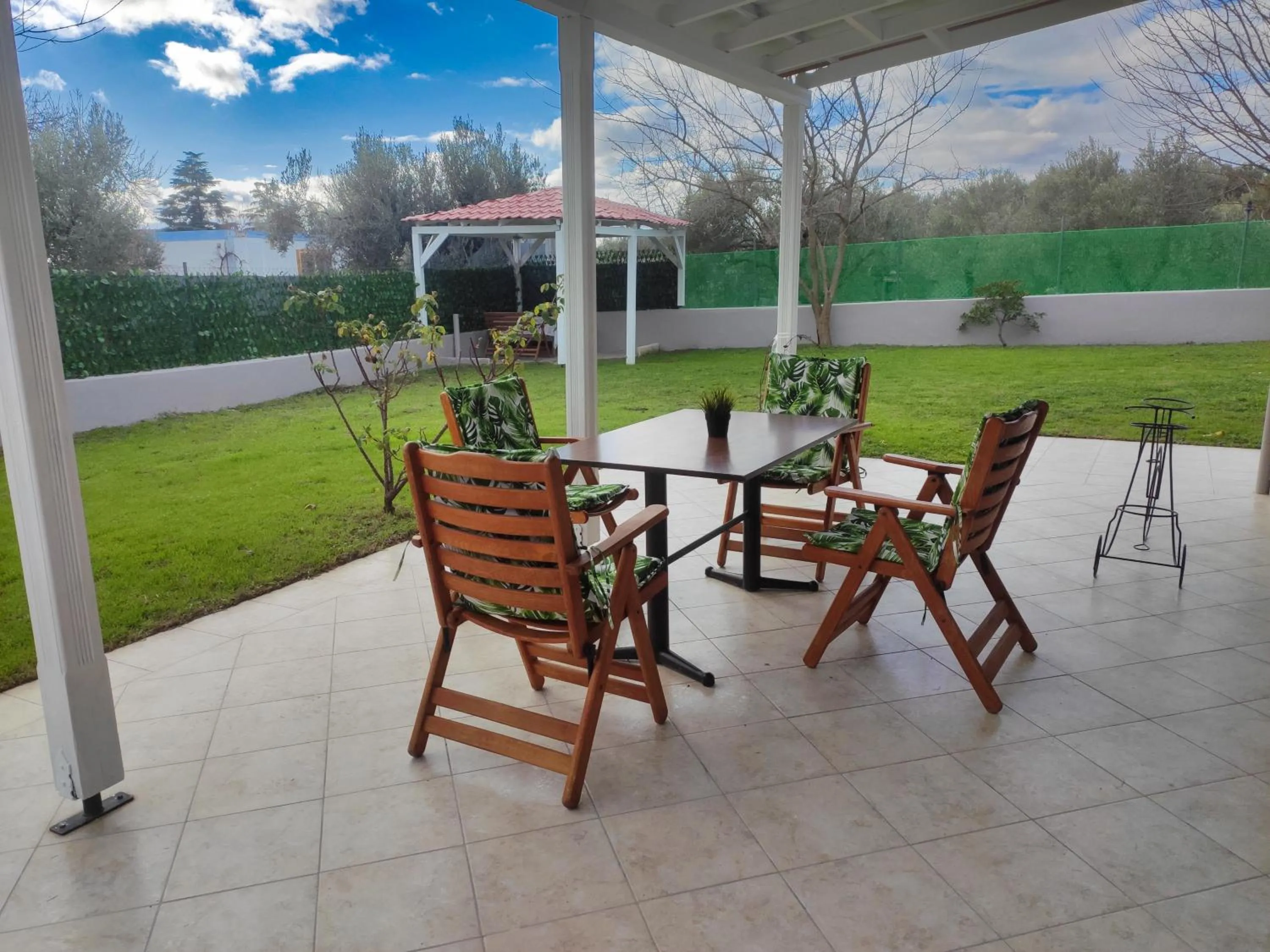 Garden in Kashmir Luxury Apartments