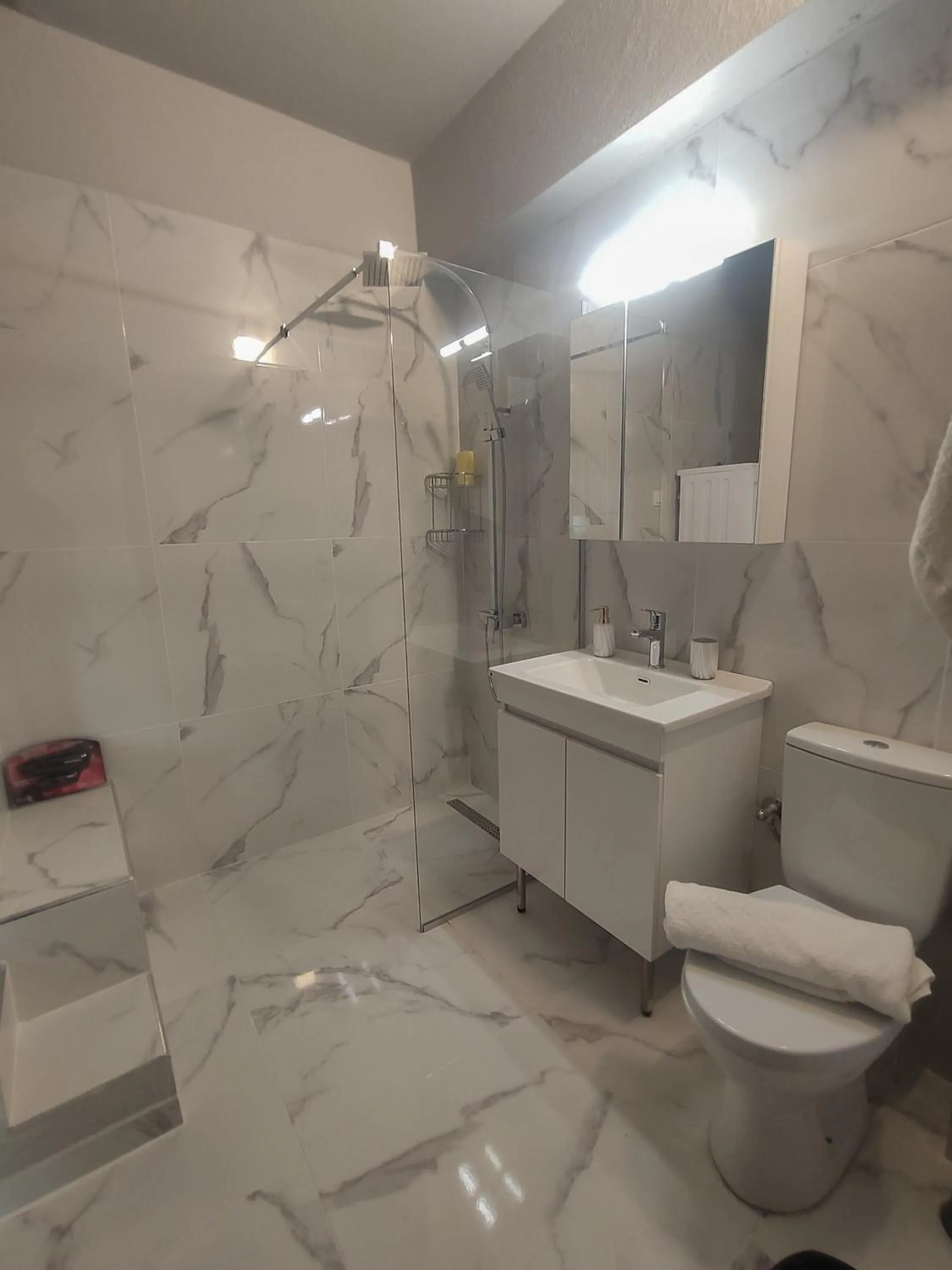 Bathroom in Kashmir Luxury Apartments