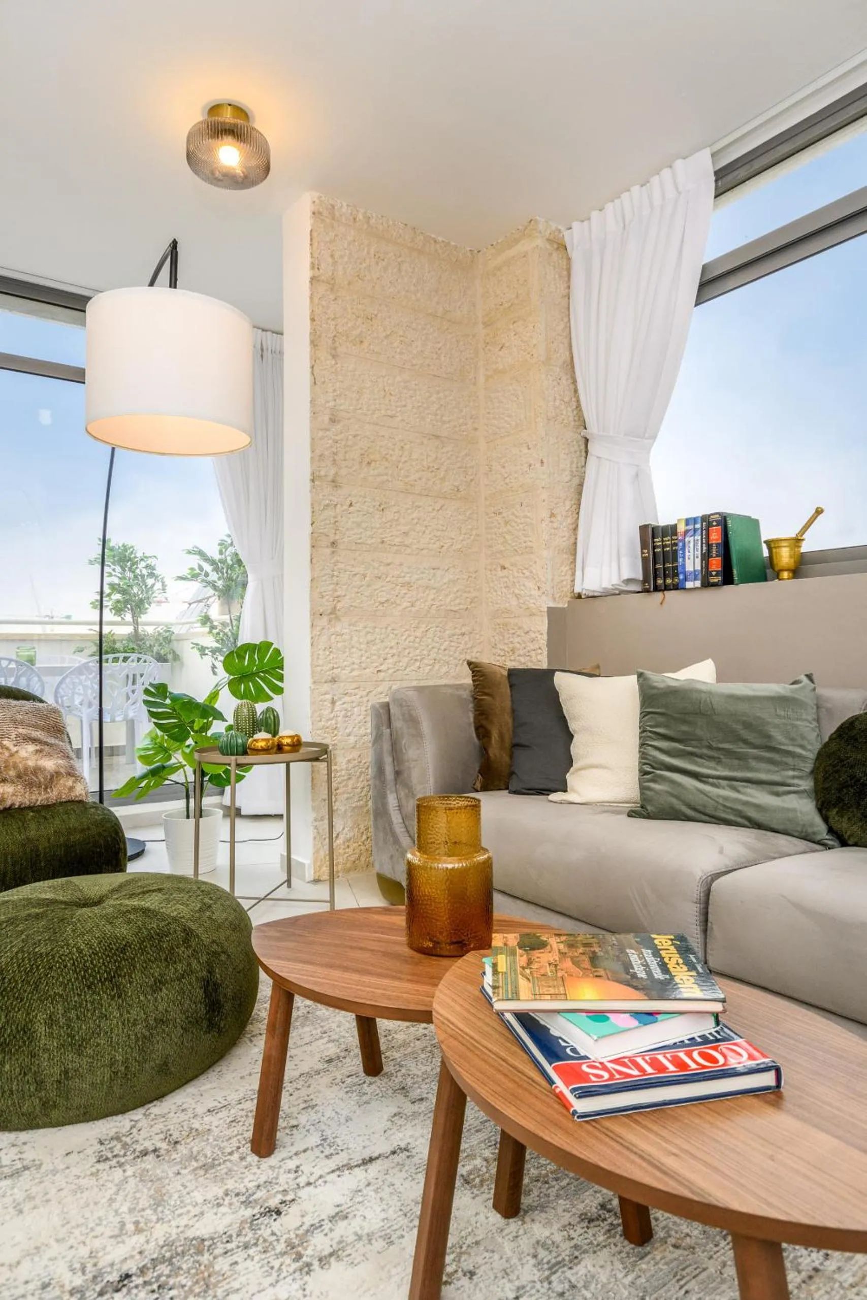 Decorative detail in Unique Mini Penthouse In The Heart Of Jerusalem