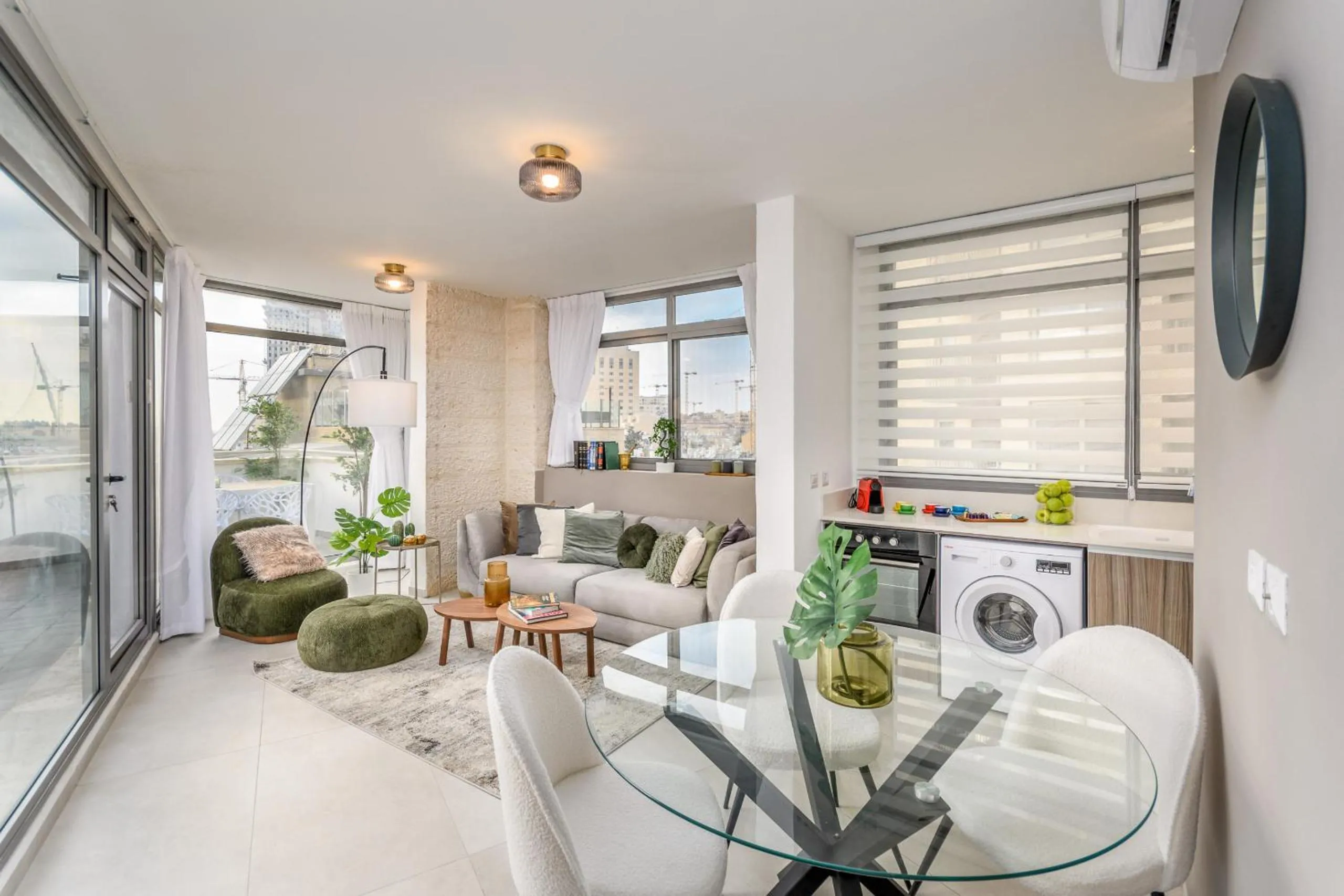 Communal lounge/ TV room in Unique Mini Penthouse In The Heart Of Jerusalem