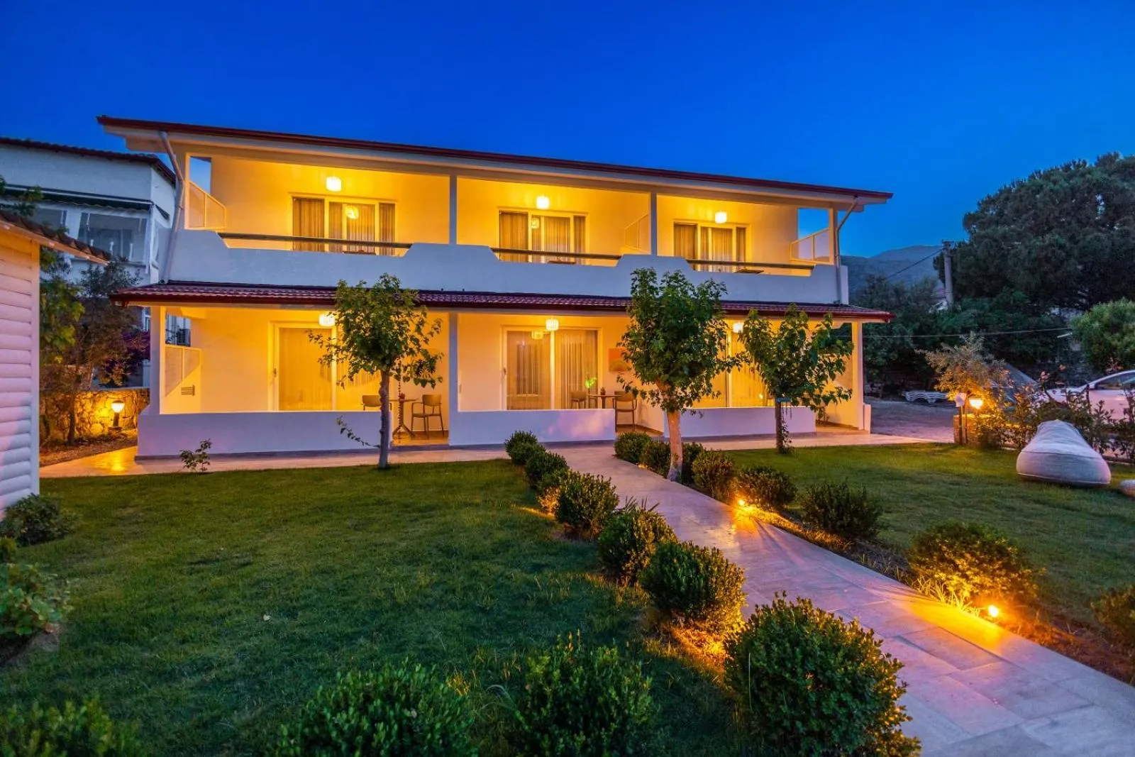 Property building in Base Selimiye