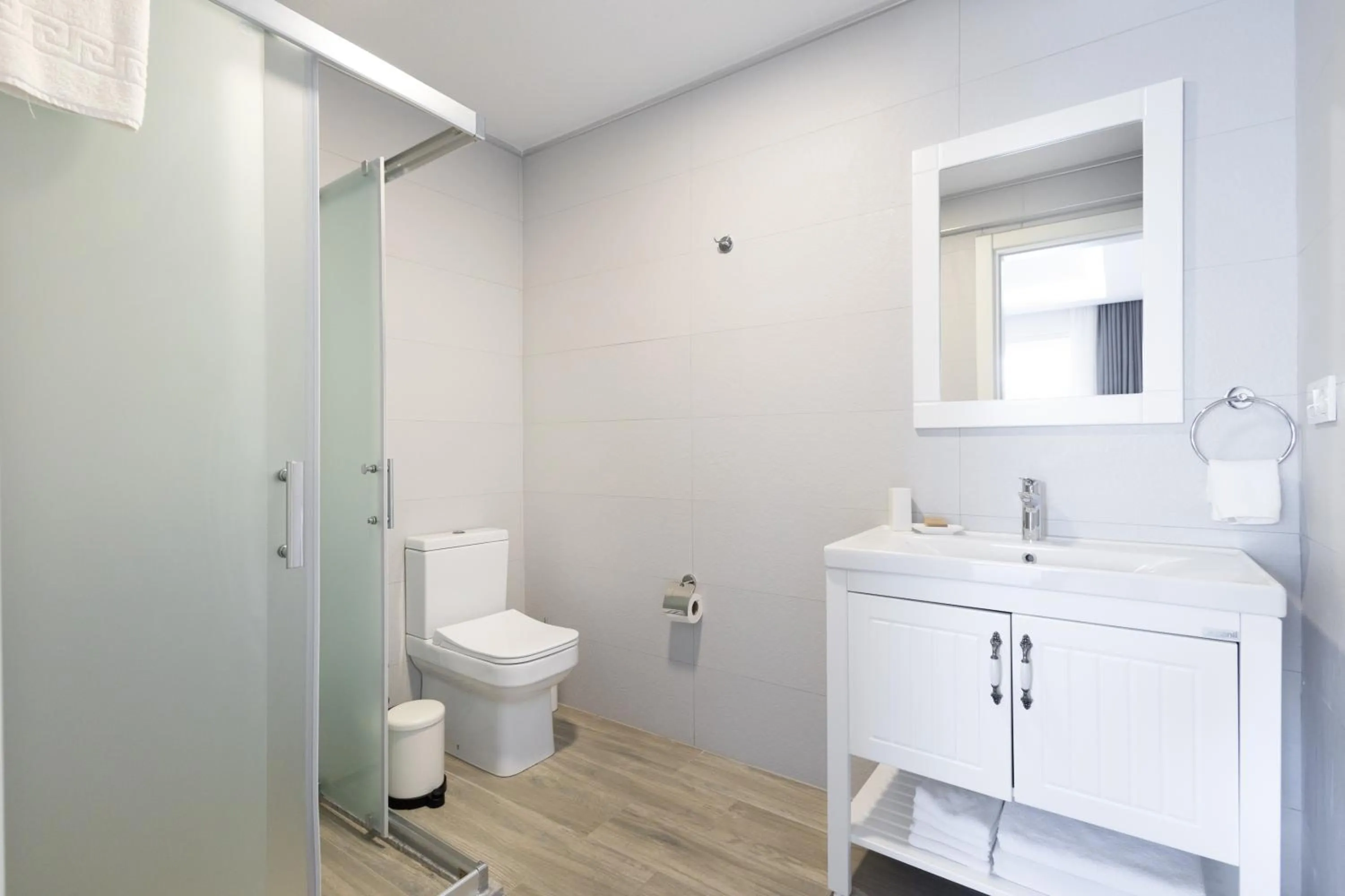 Bathroom in Base Selimiye