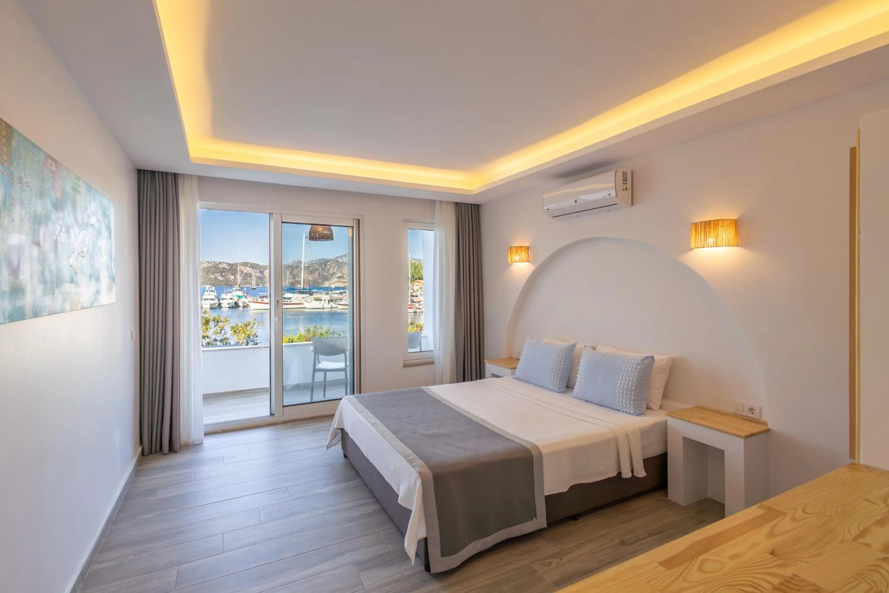 Bedroom, Bed in Base Selimiye