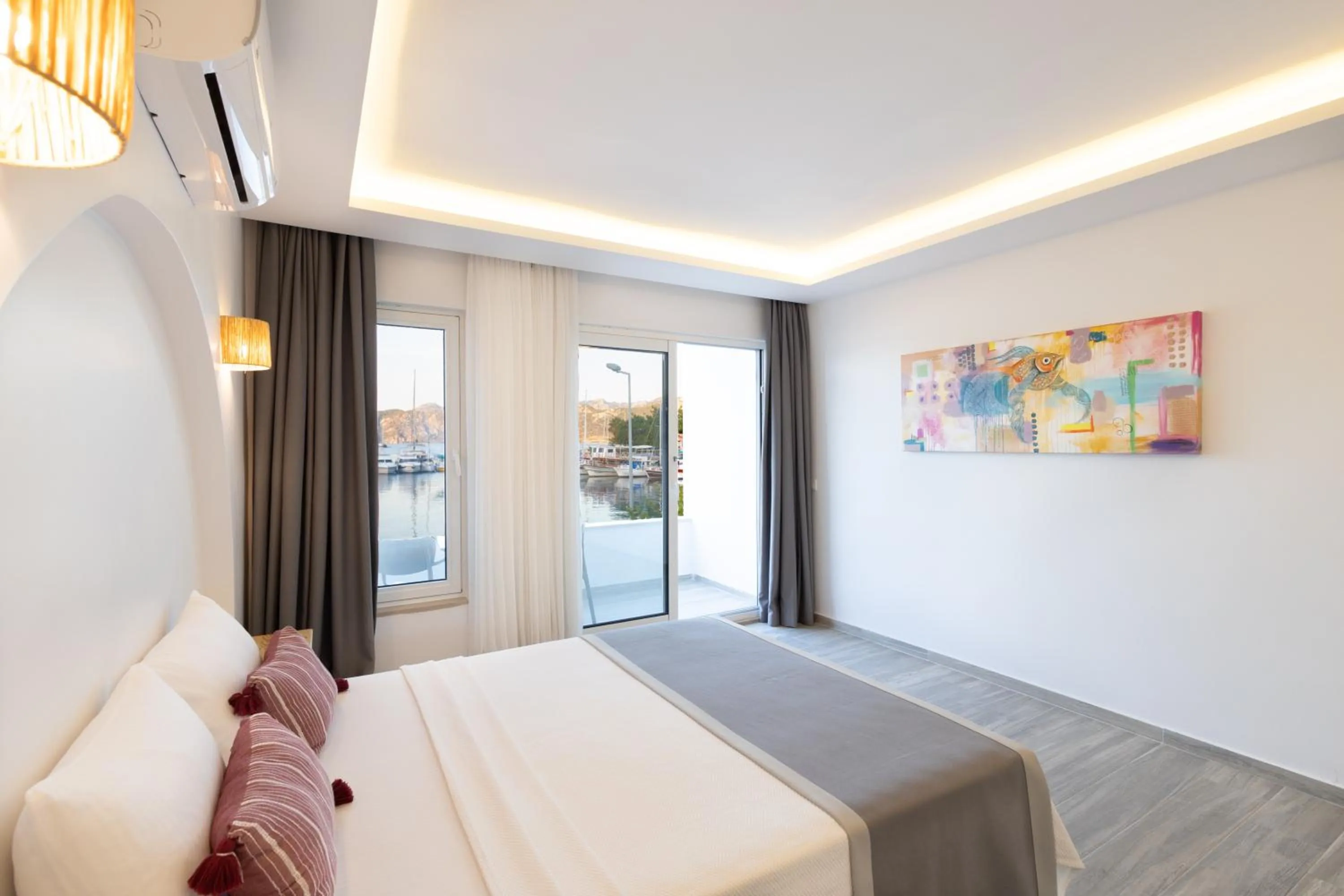 Bed in Base Selimiye