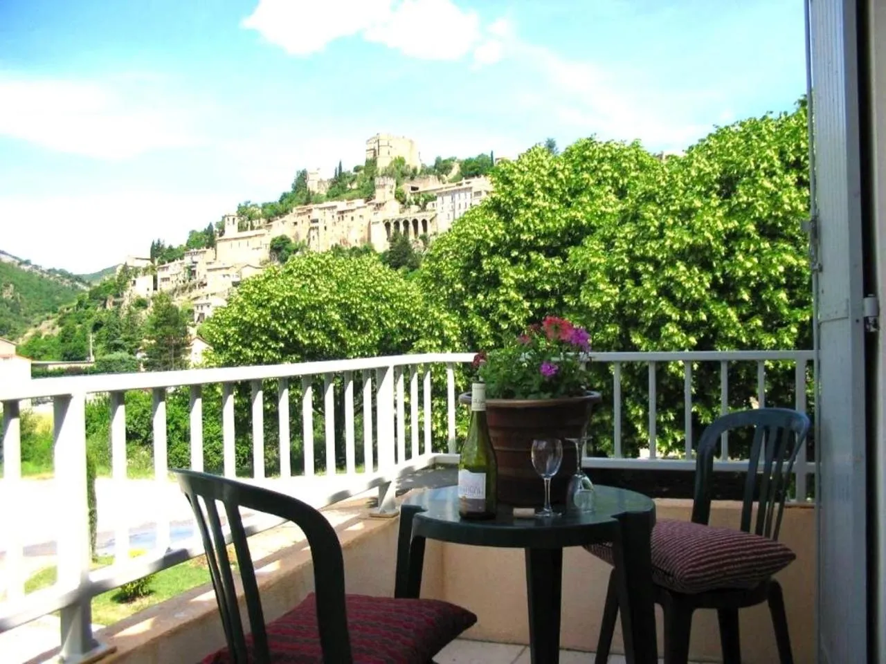 Patio in Le Hameau des Sources by Ateya