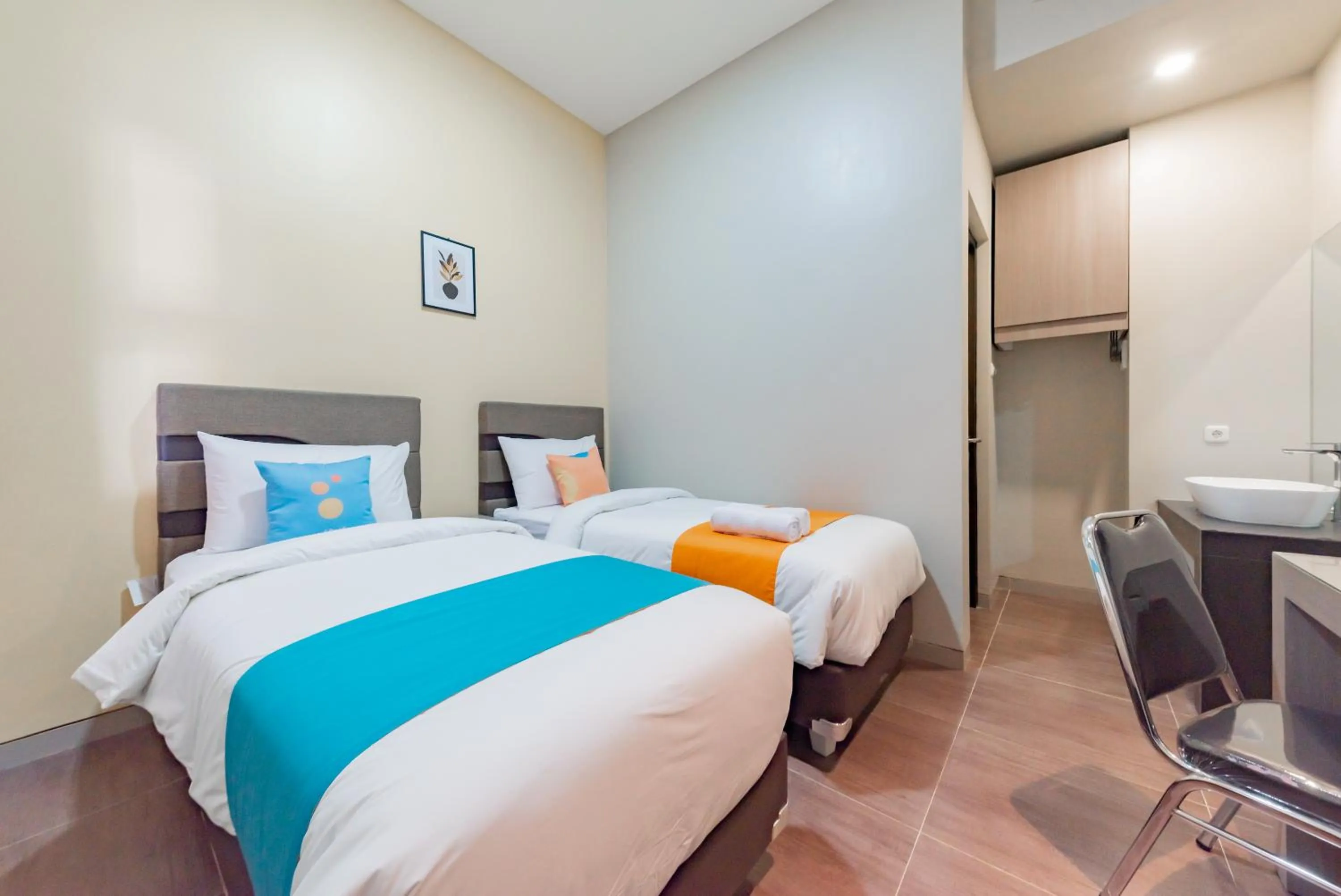 Bedroom, Bed in Sans Hotel Berau Square