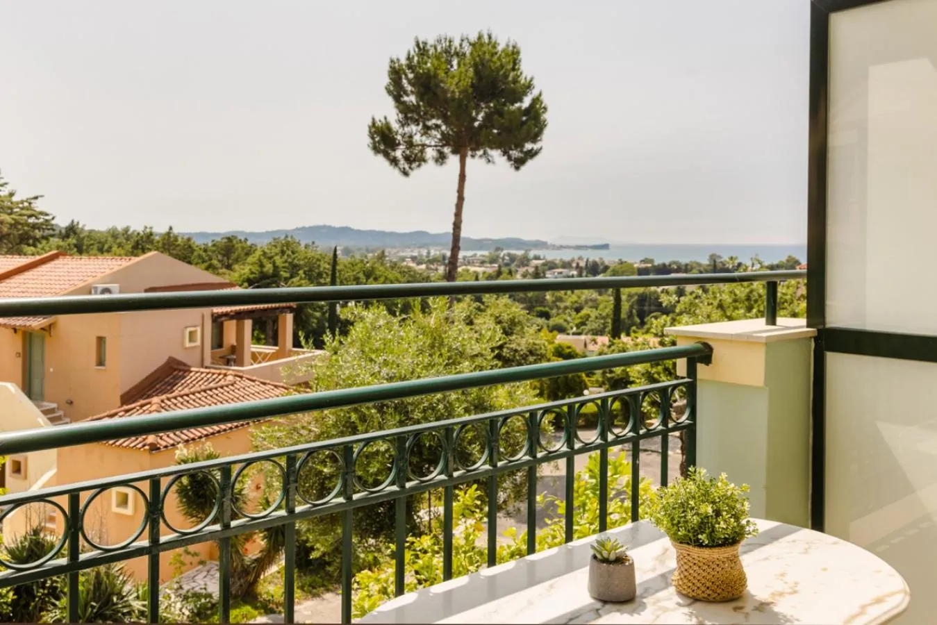 Seating area in Century Resort