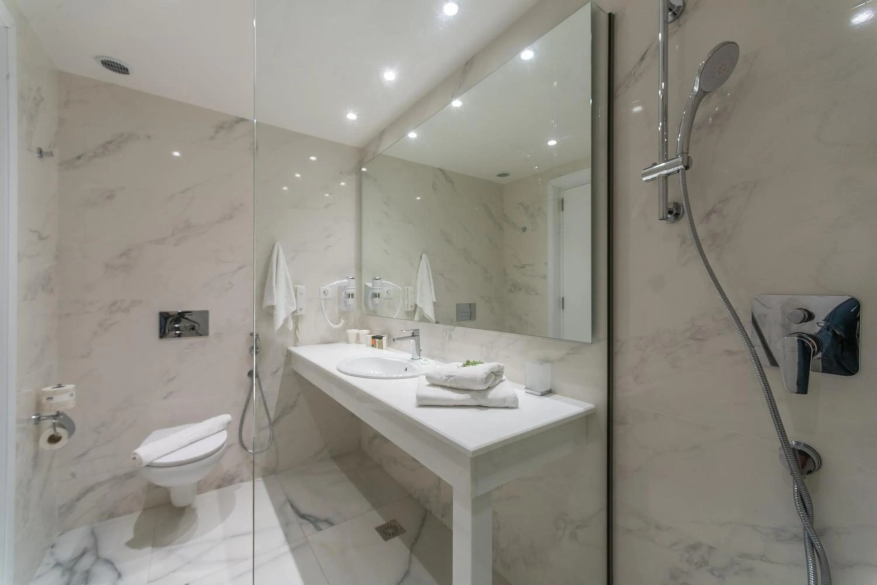 Double or Twin Room with Swimming Pool Access in Ibiscus Corfu Hotel