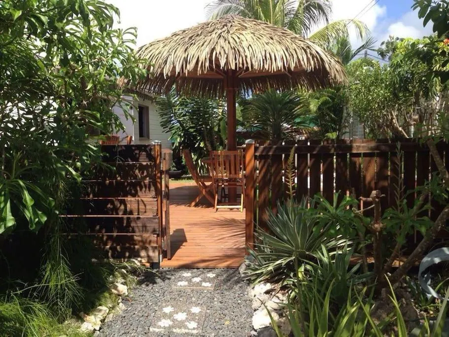 Charmant Bungalow Un p'tit coin de paradis