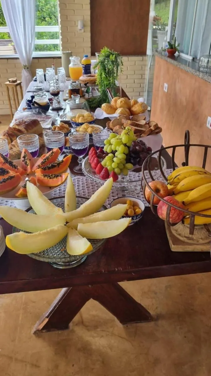 Buffet breakfast in Pousada Boutique Mercedes