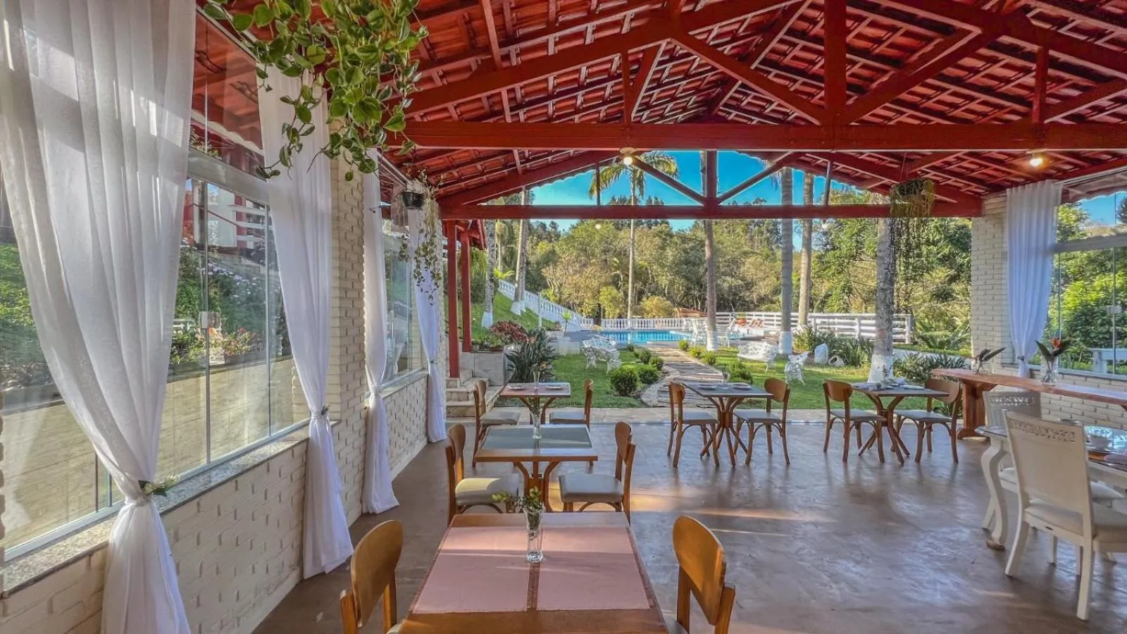 Restaurant/places to eat in Pousada Boutique Mercedes