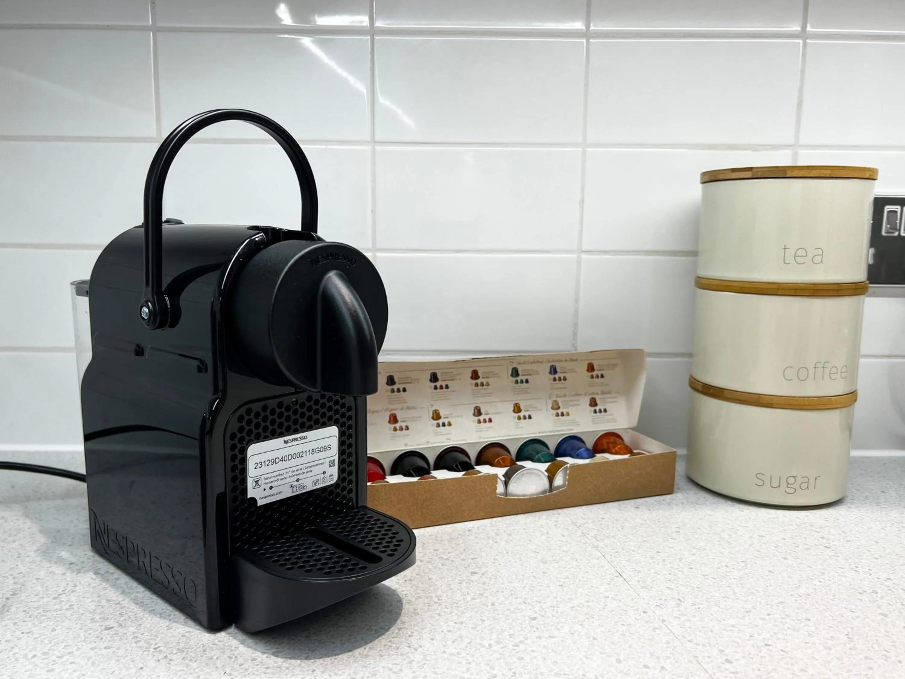 Coffee/tea facilities in 2-Bed Apartment in Stamford Town Centre-Parking & Wi-Fi