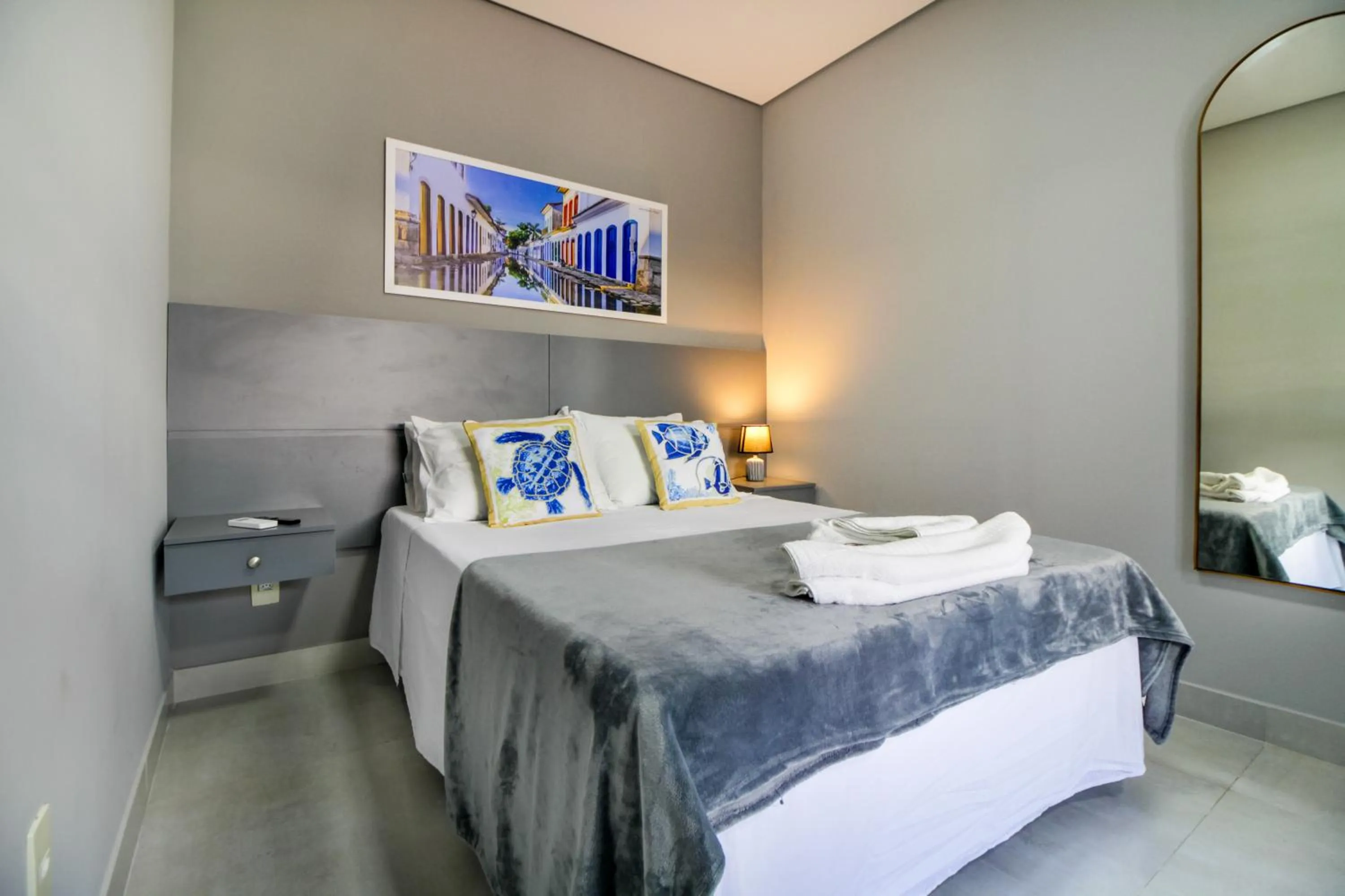 Bed in VELINN Pousada Angra Sunset