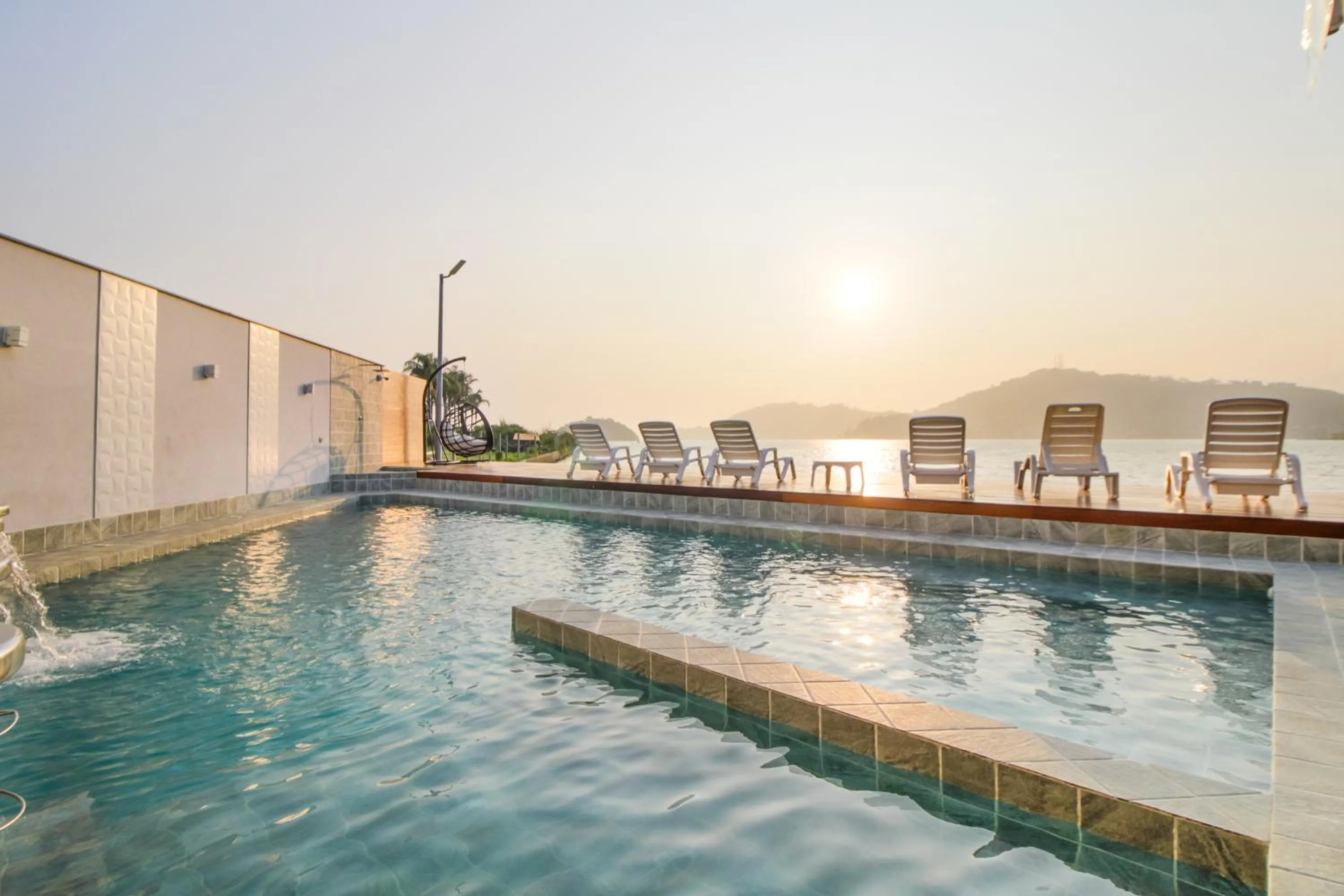 Day in VELINN Pousada Angra Sunset