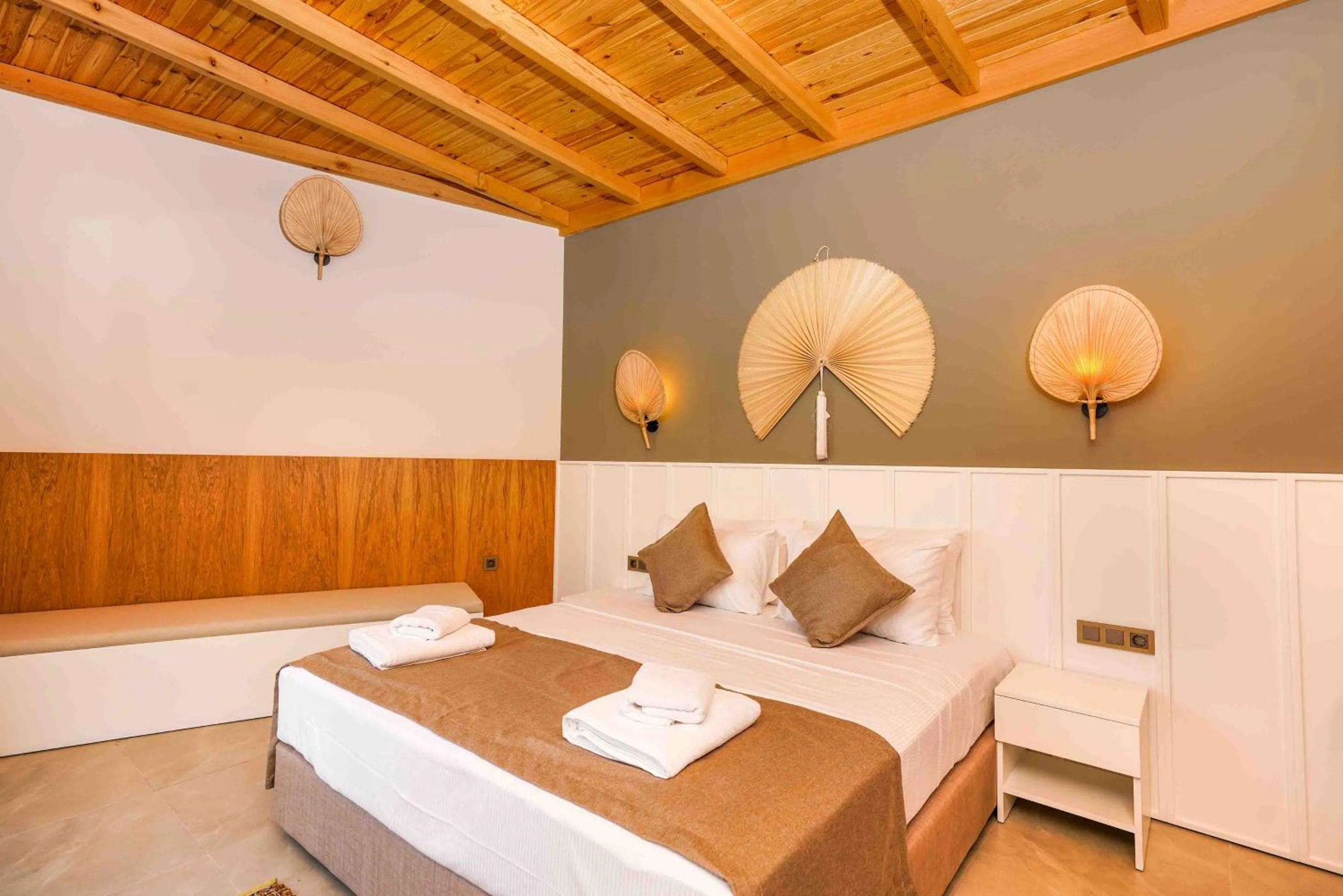 Bedroom, Bed in Likya Gardens Hotel