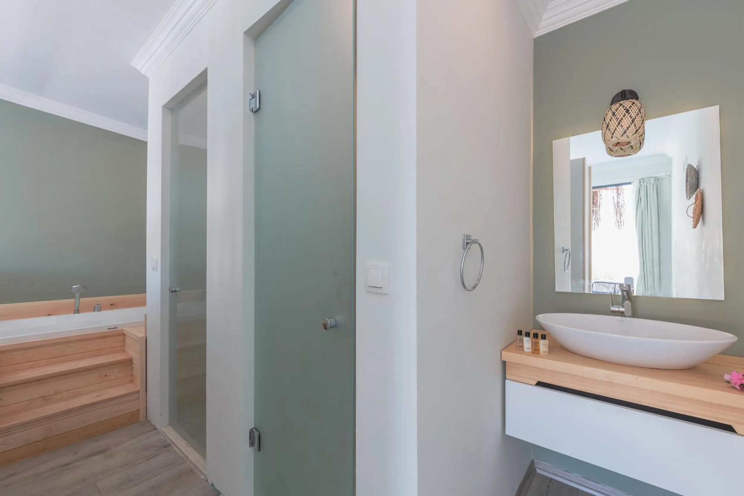 Bathroom, Bed in Likya Gardens Hotel