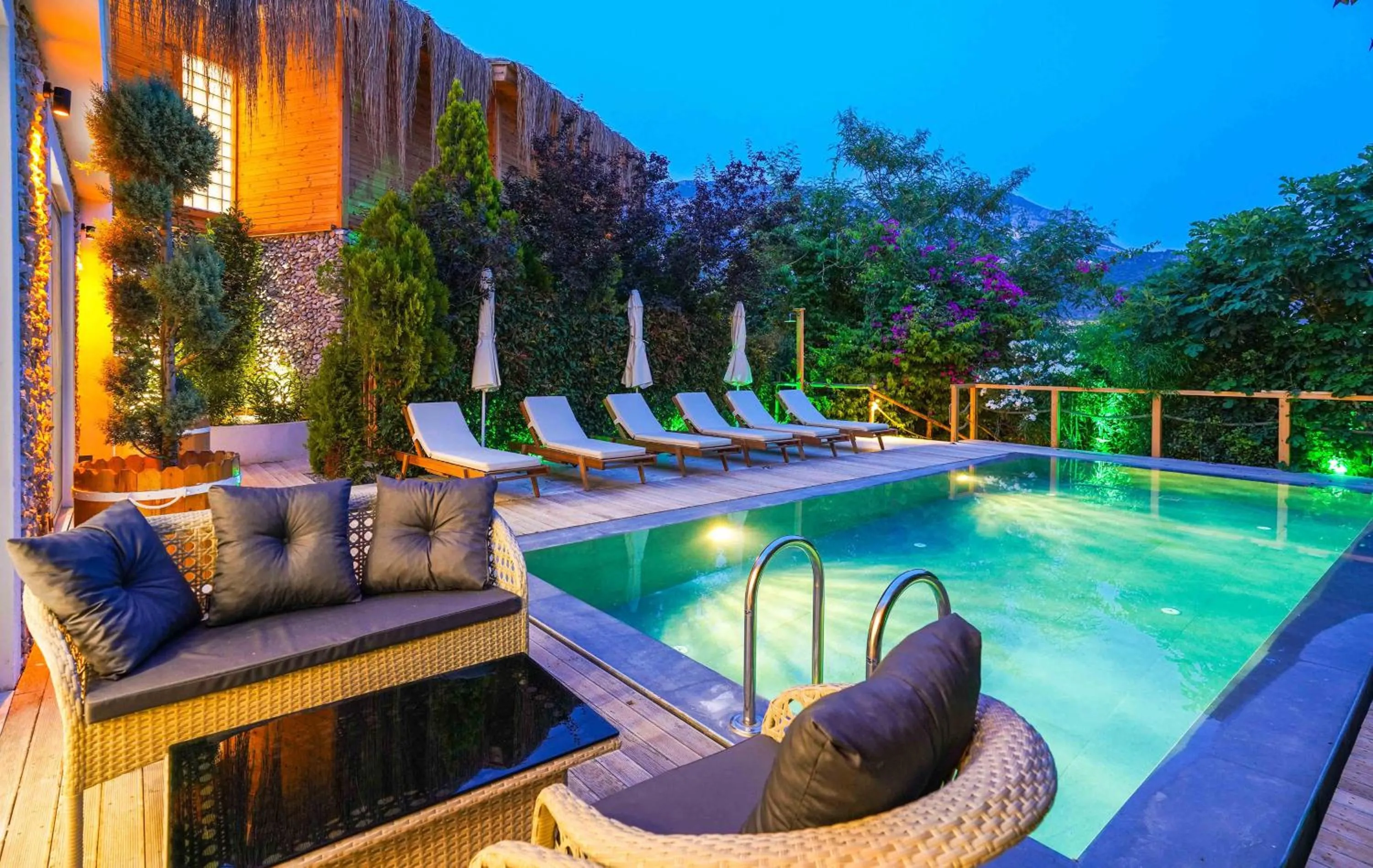 Swimming pool in Likya Gardens Hotel