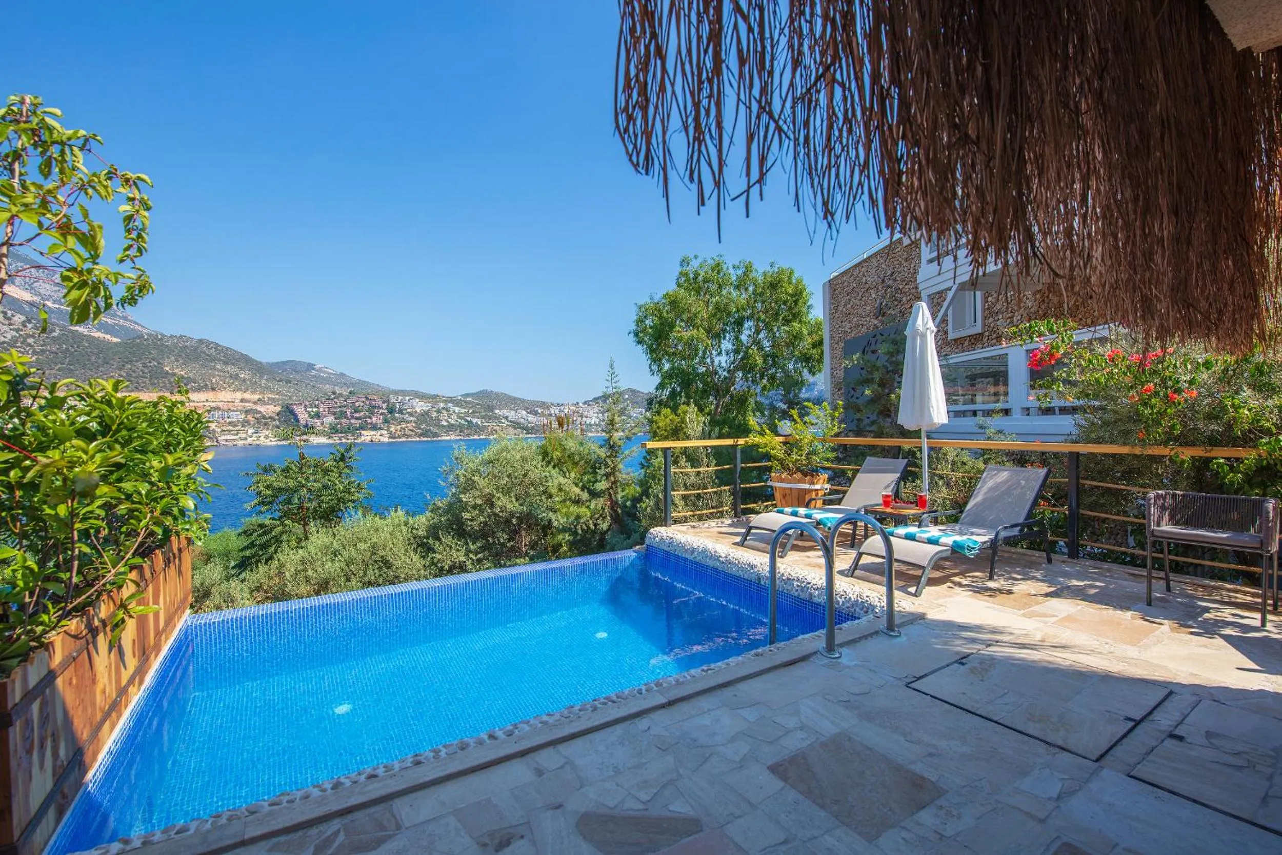 Swimming pool in Likya Gardens Hotel