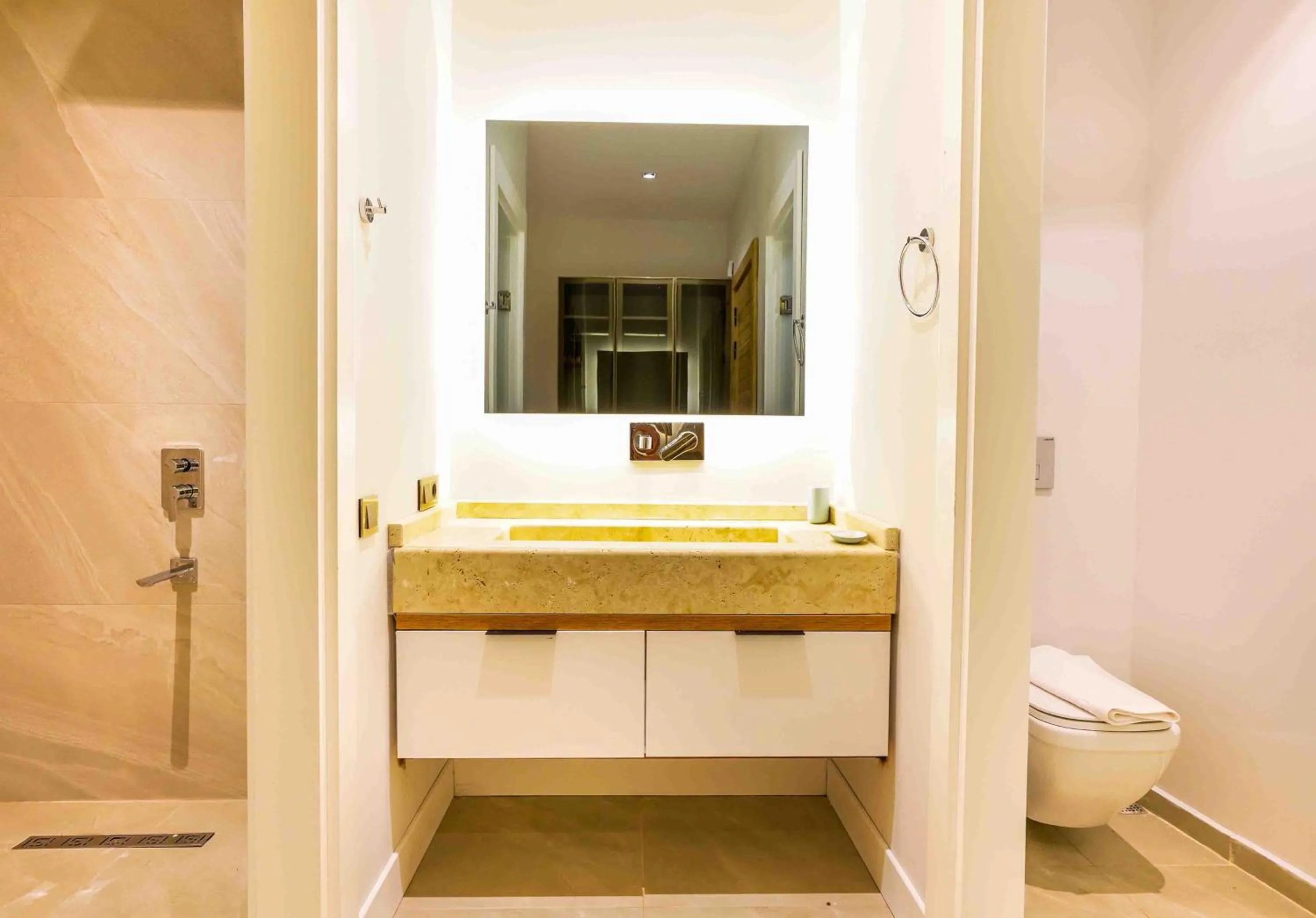 Bathroom in Likya Gardens Hotel