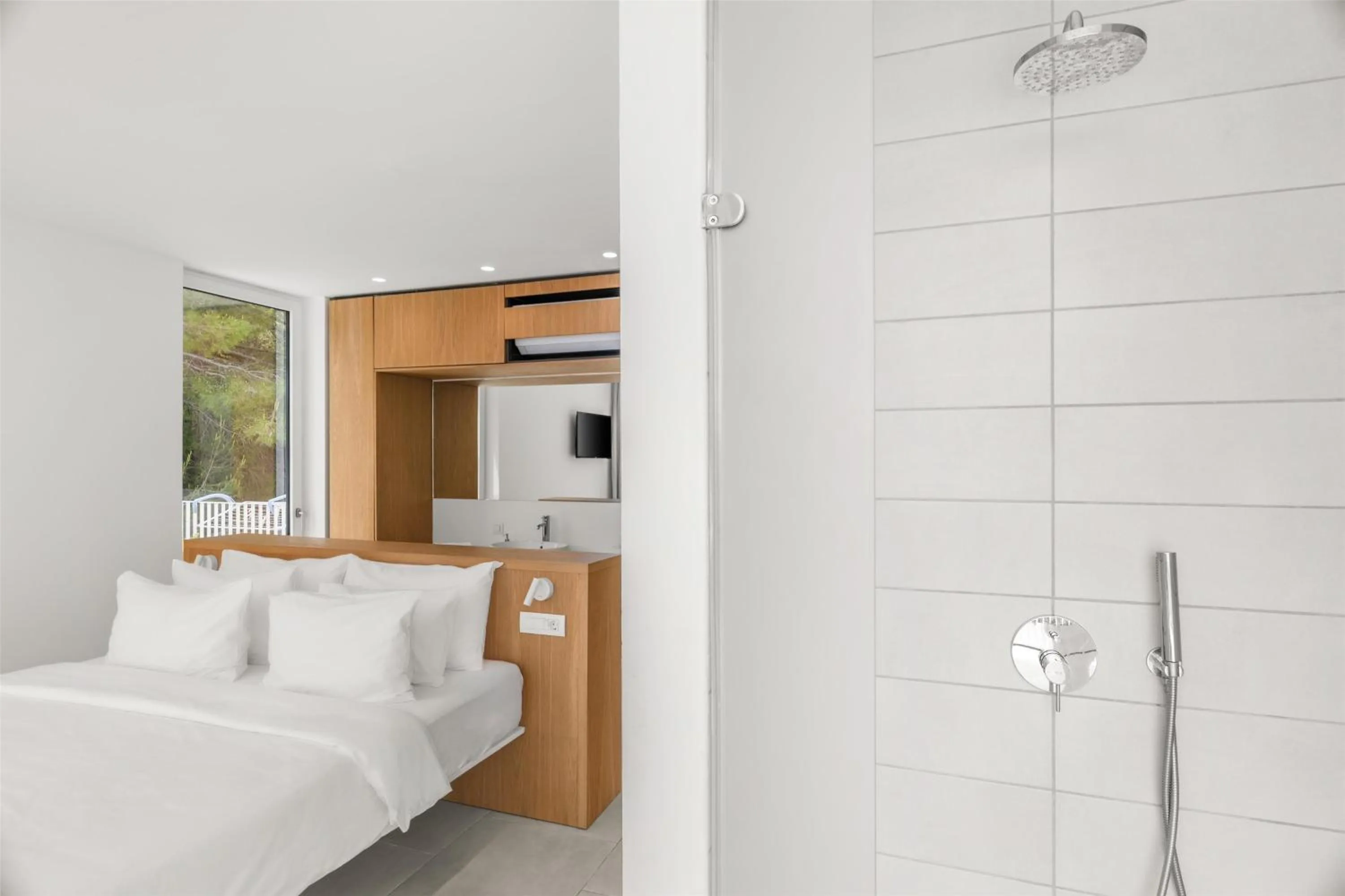 Photo of the whole room, Bed in Radisson Resort Plaza Skiathos