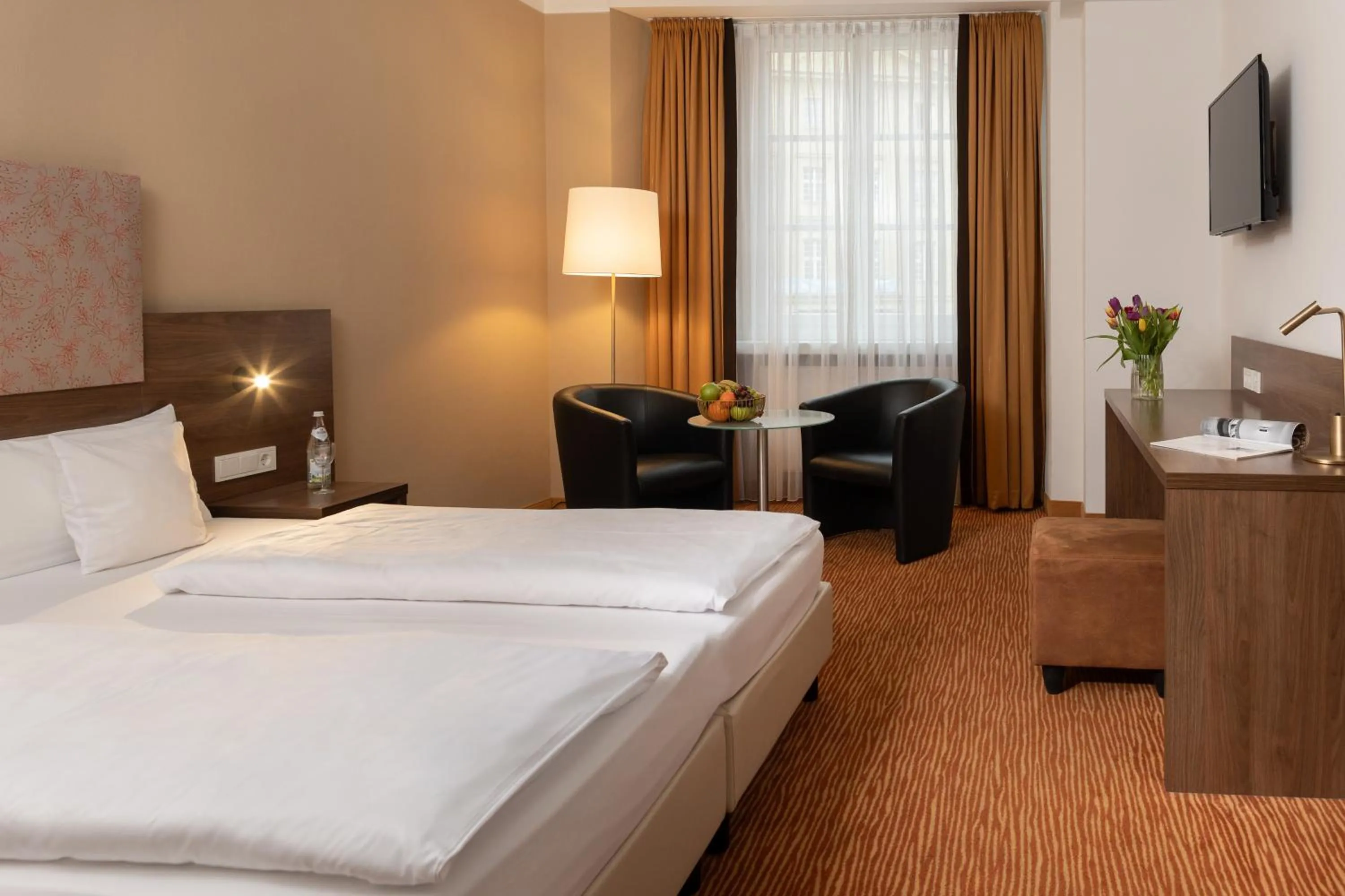 Photo of the whole room, Bed in Altstadthotel Arch