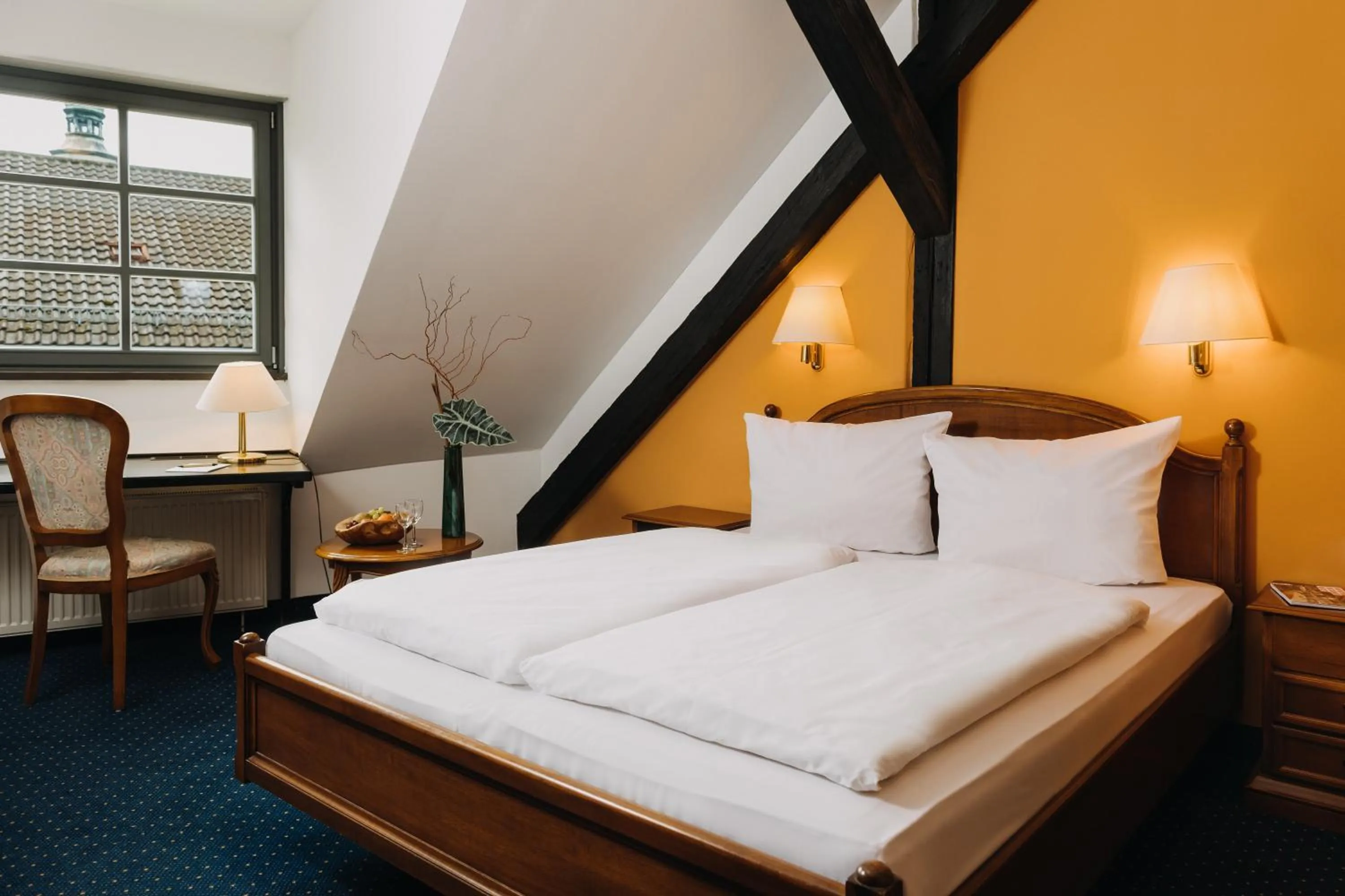 Photo of the whole room, Bed in Altstadthotel Arch