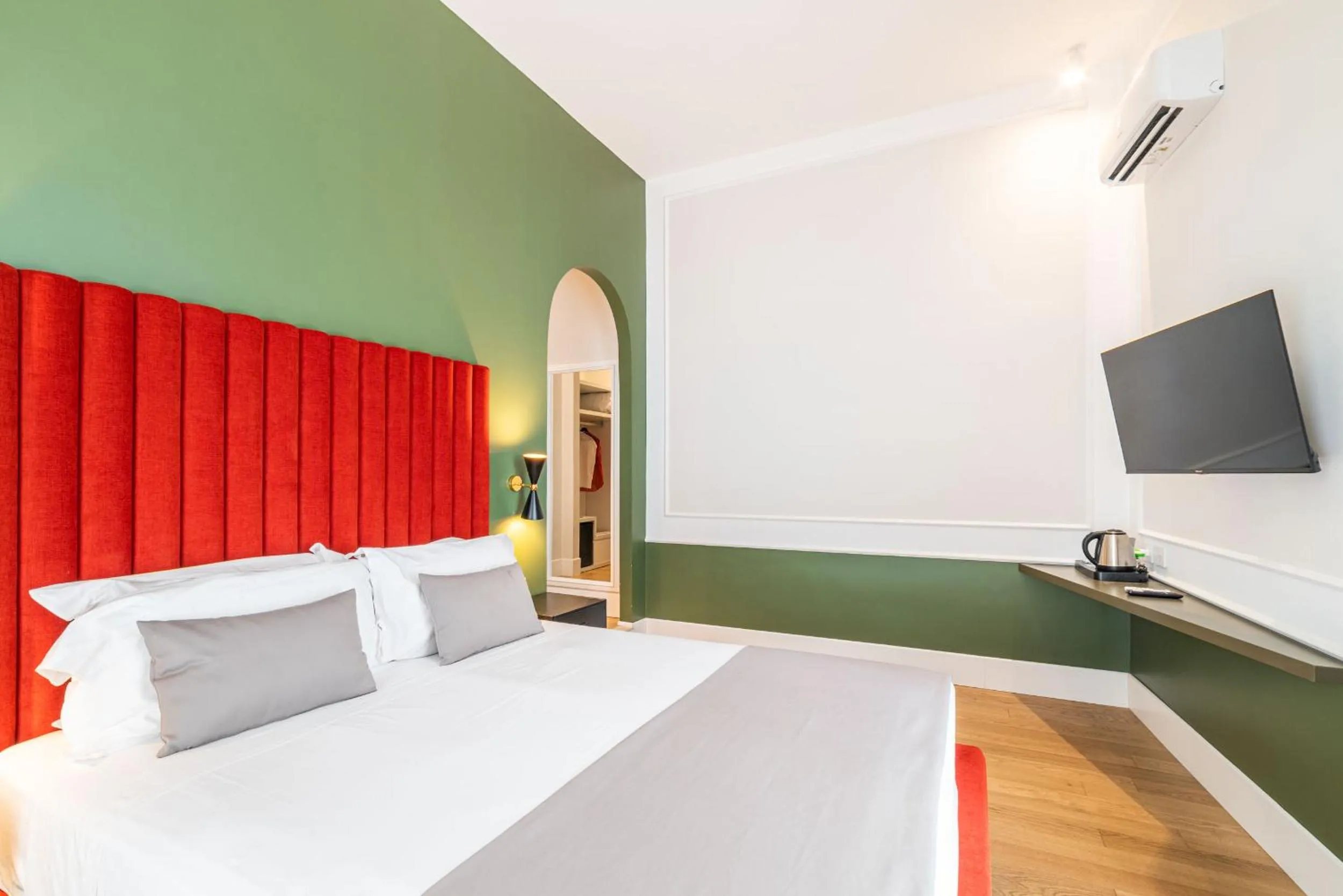 Cortese Suite