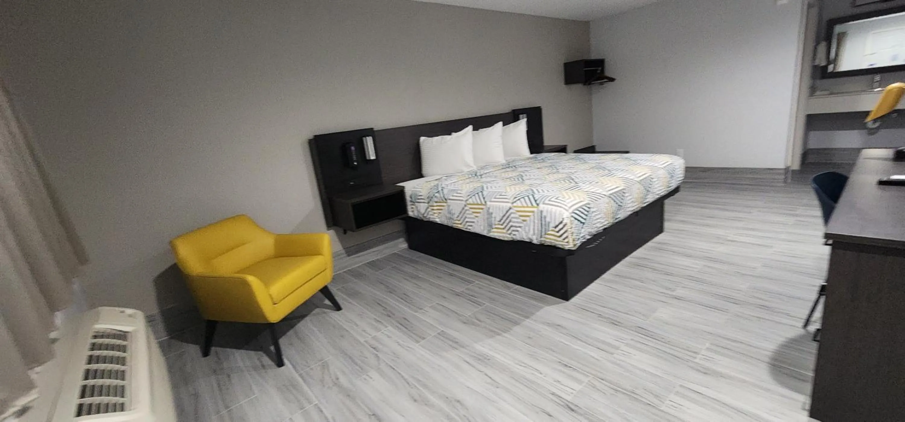 Bed in Motel 6 Aransas Pass TX