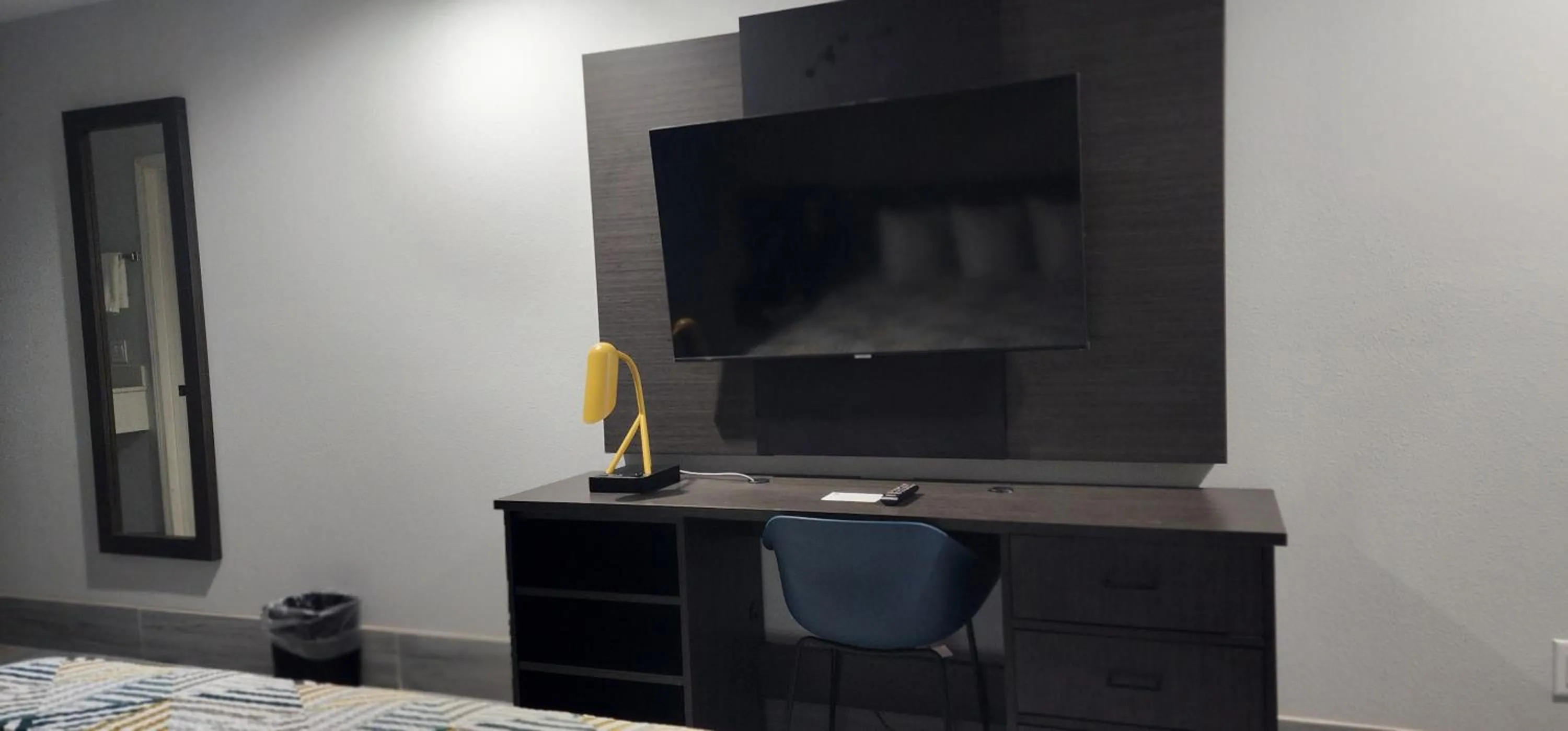 Bed in Motel 6 Aransas Pass TX