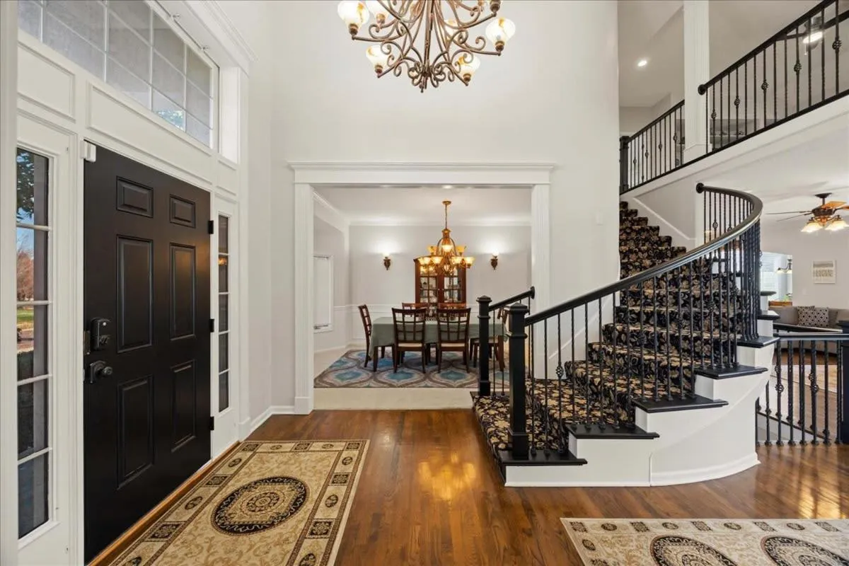 Beautiful relaxing private villa next to a pond smart home and Traeger Grill