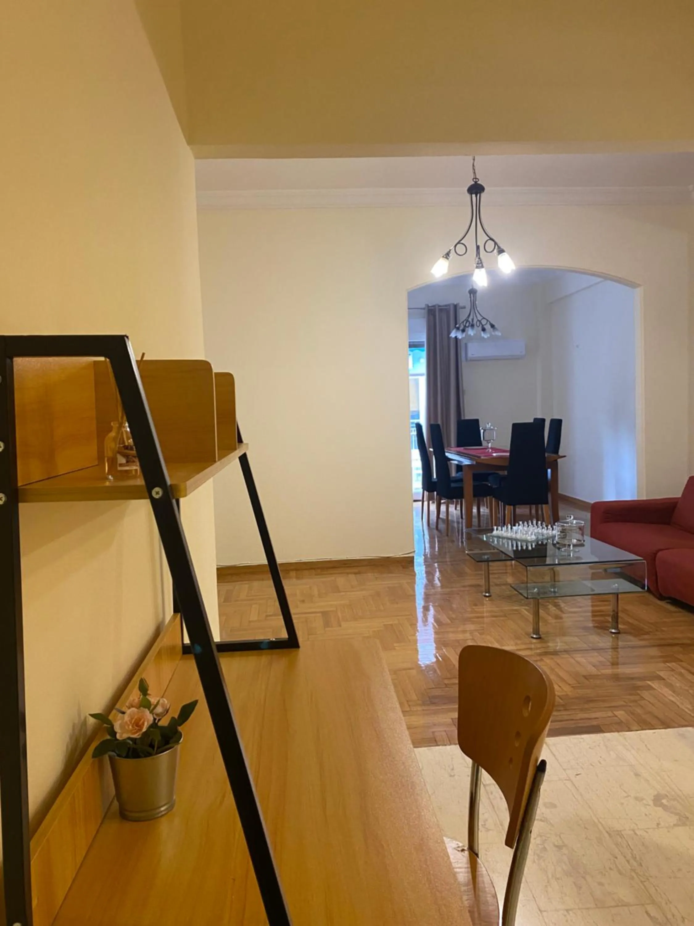 Elegant Apartment