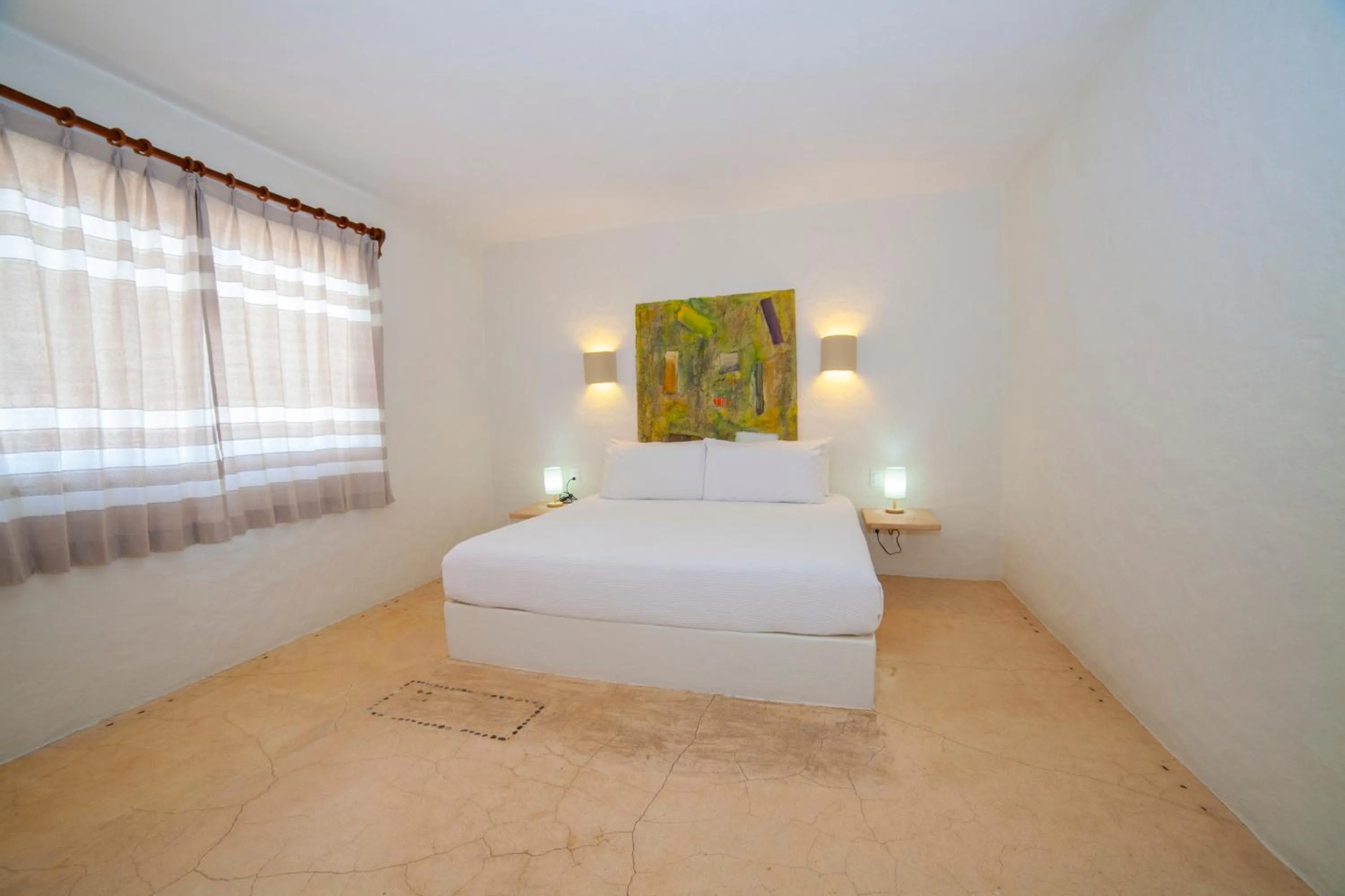 Photo of the whole room, Bed in HOTEL BIULÚ