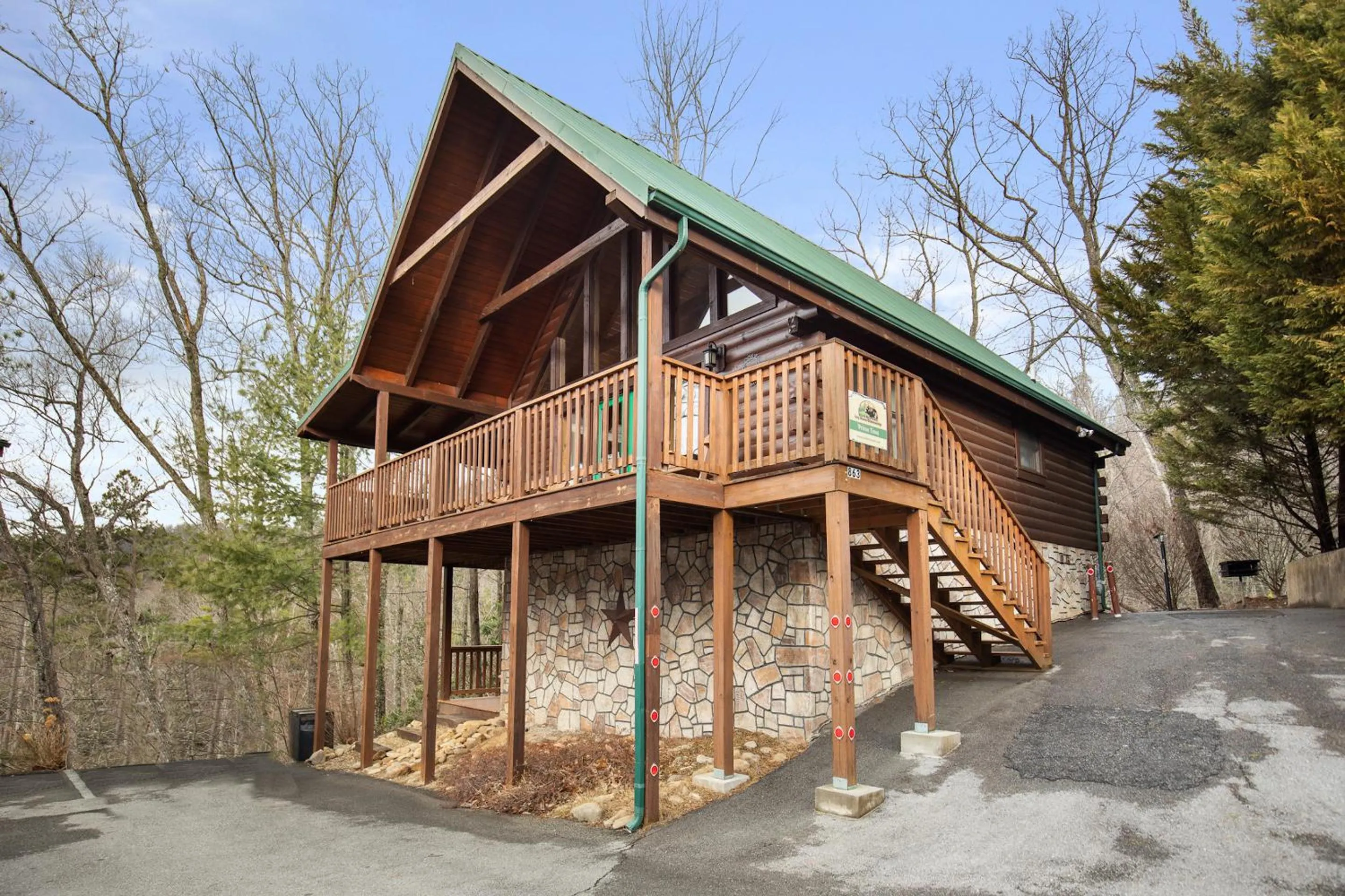 Property building in Cookies Cabin