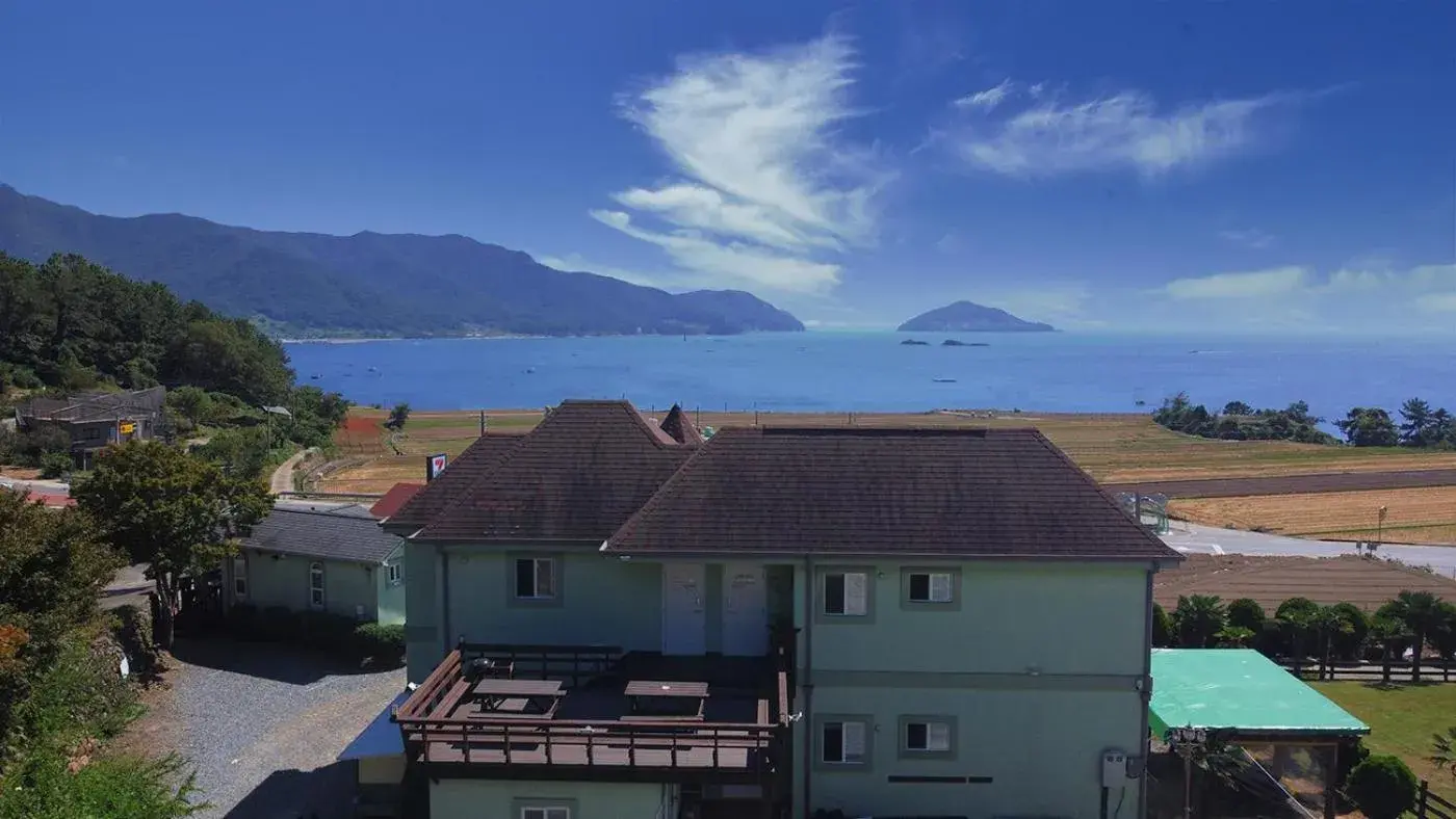 Ever Rose Pension Ever Rose Pension