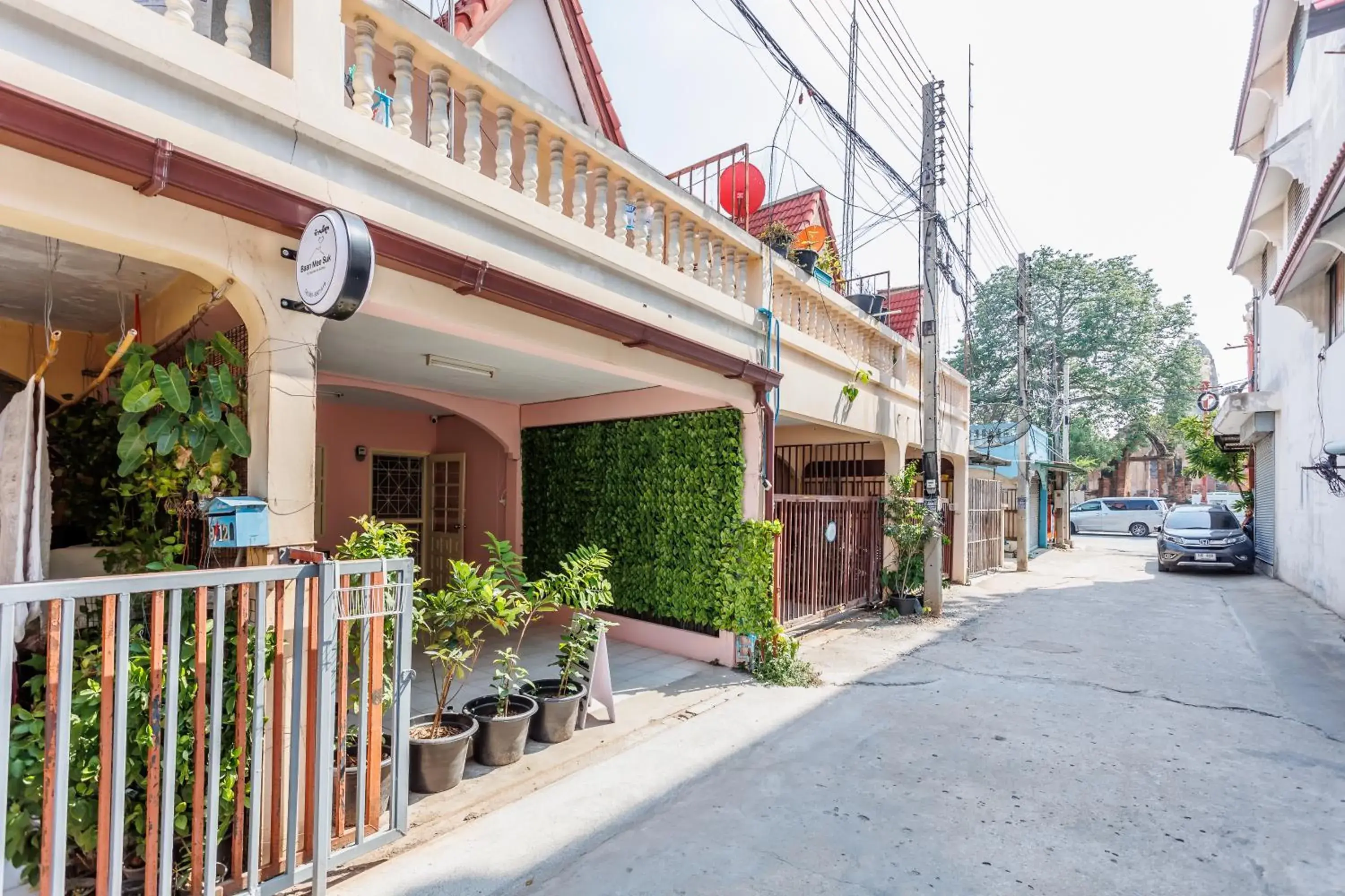 Street view in Baan Mee Suk Ayutthaya Street view in Baan Mee Suk Ayutthaya