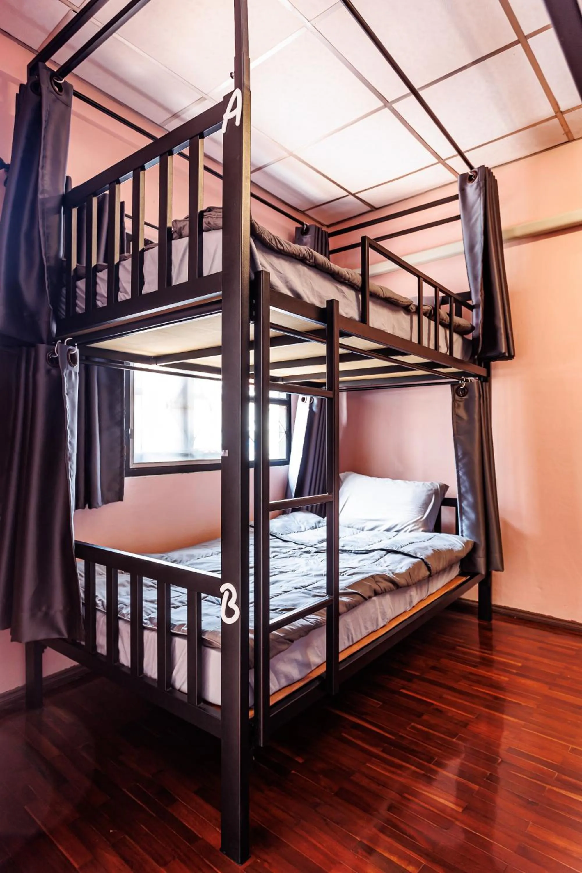 bunk bed, Bed in Baan Mee Suk Ayutthaya
