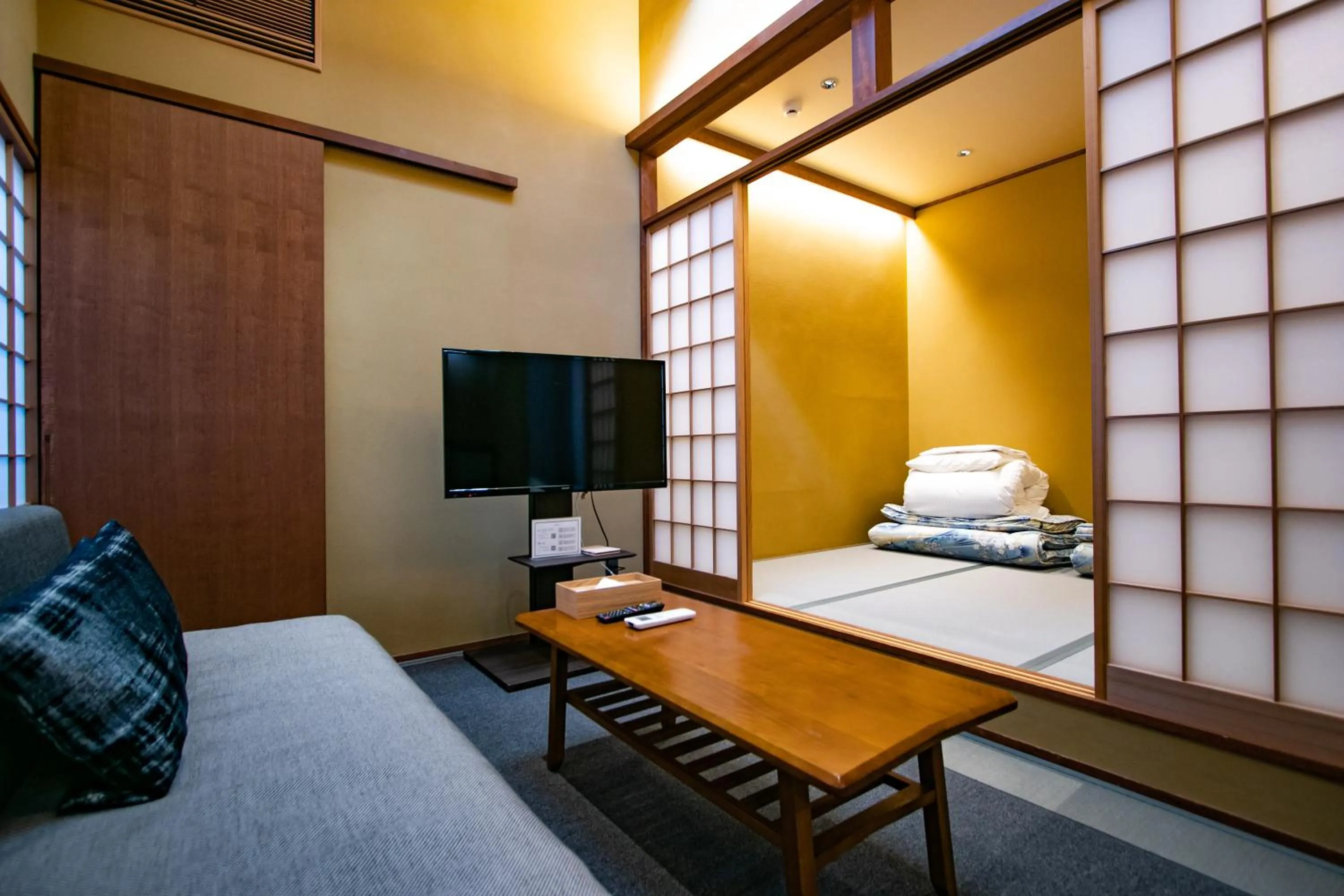 Bed in THE MACHIYA SHINSEN-EN
