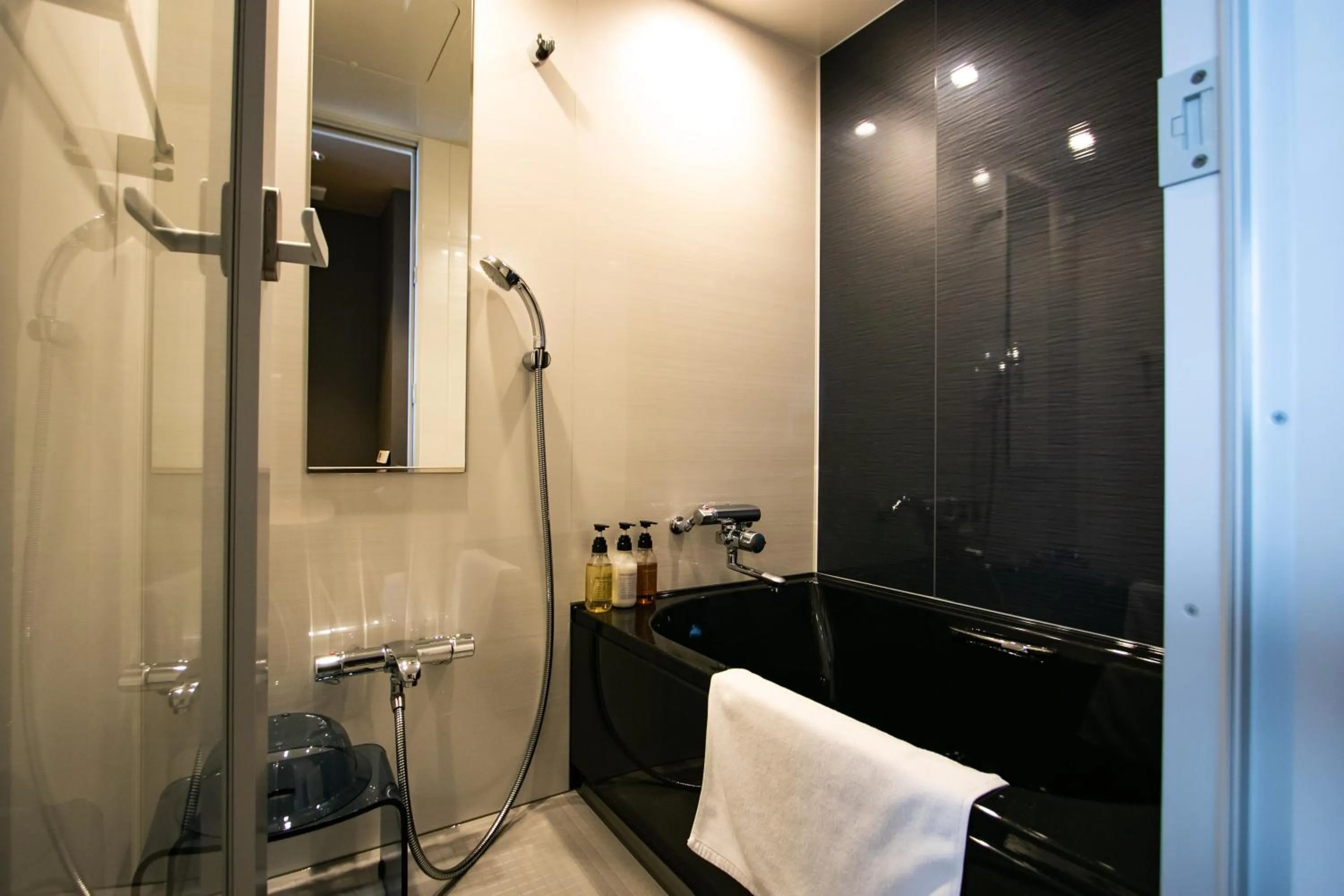 Shower, Bathroom in THE MACHIYA SHINSEN-EN